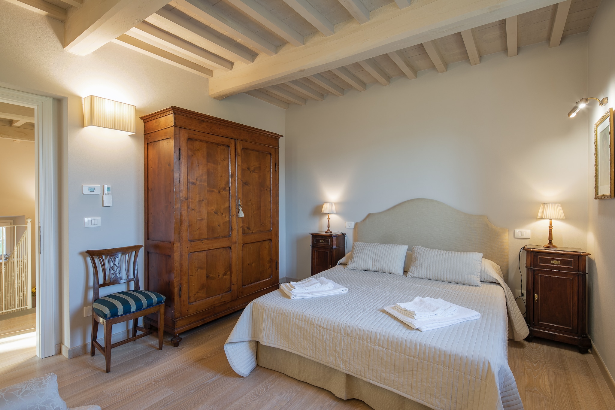 Ground floor: (Living room(double sofa bed), Kitchen(electric kettle, toaster, coffee machine, oven, dishwasher, fridge-freezer), Living/diningroom(TV(satellite), dining table, fireplace), Bedroom with bathroom(double bed, shower, washbasin, toilet, bidet), bathroom(shower, washbasin, toilet, bidet))\n\nOn the 1st floor: (bedroom(bunk bed, air conditioning), bedroom(double bed, air conditioning), bathroom(shower, washbasin, toilet, bidet))\n\nwashing machine, garden(private, fenced, > 1000 m2), parking, swimming pool(private, fenced,  9 x  4 m., opened from May upto and including Sep)