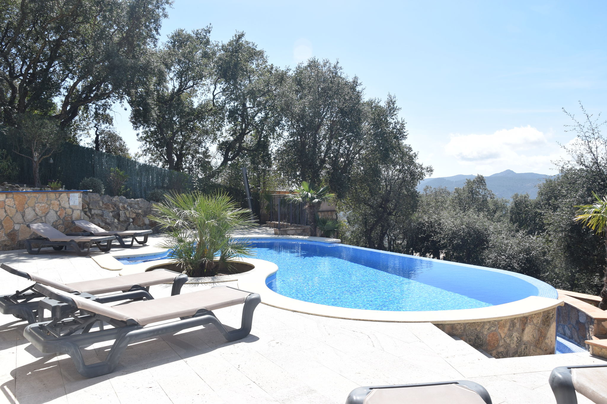 Luxuriöse Villa in Santa Cristina d'Aro mit Swimmingpool