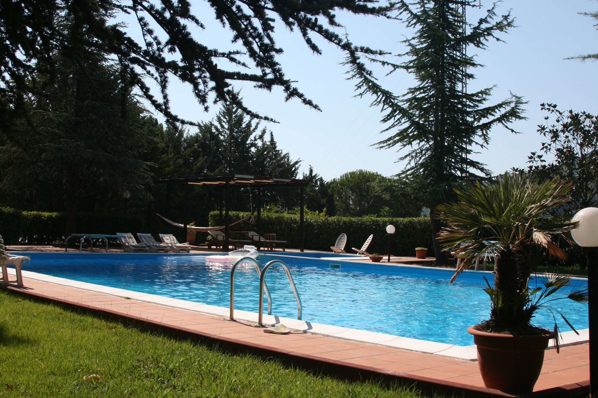 Cipolla Rossa-Swimming pool