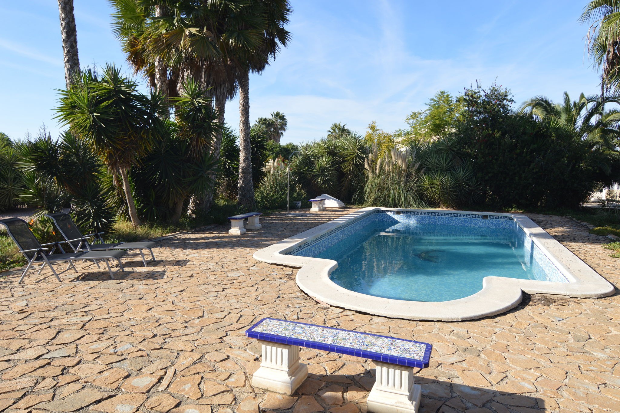 Welcoming Villa in Alicante with Private Swimming Pool