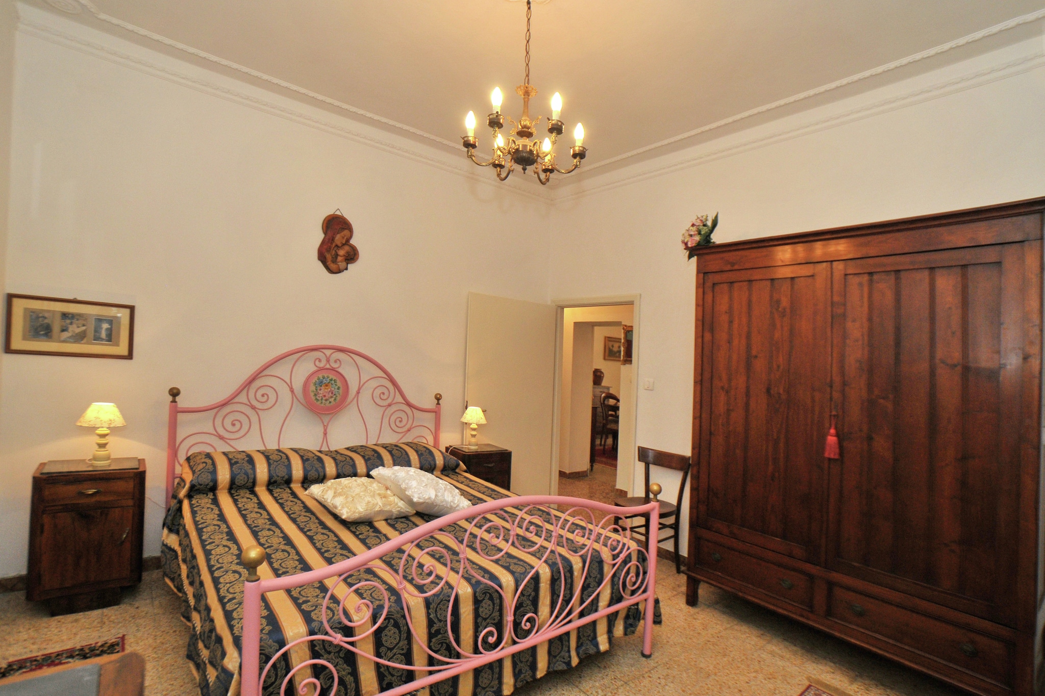 Bed Room