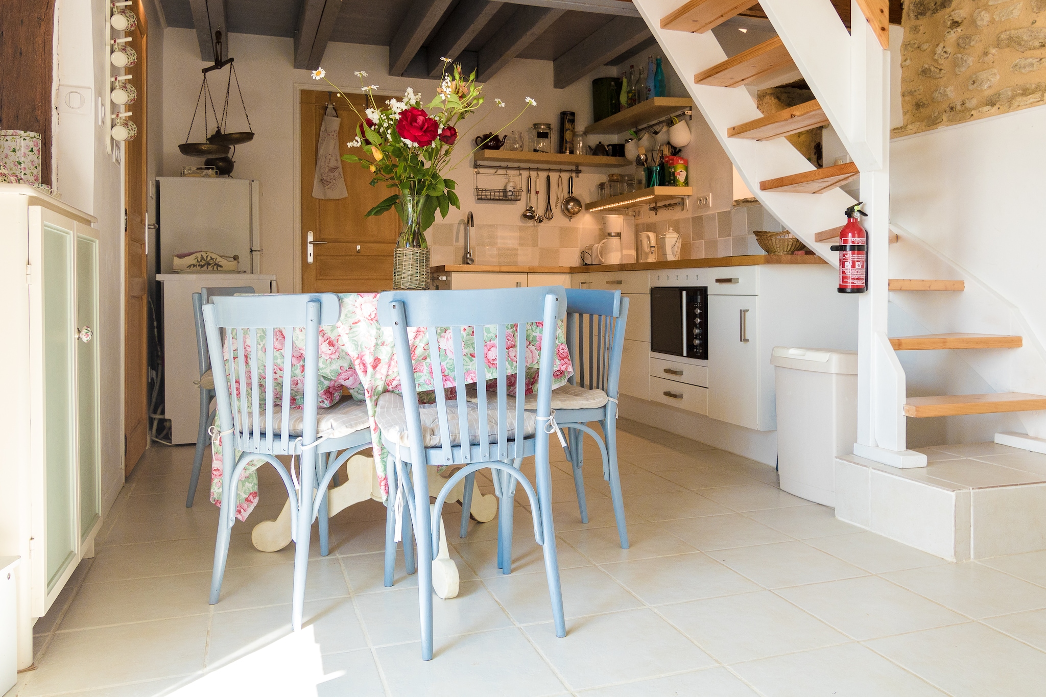 Angenehmes Ferienhaus in Thenon mit privatem Pool, Dordogne