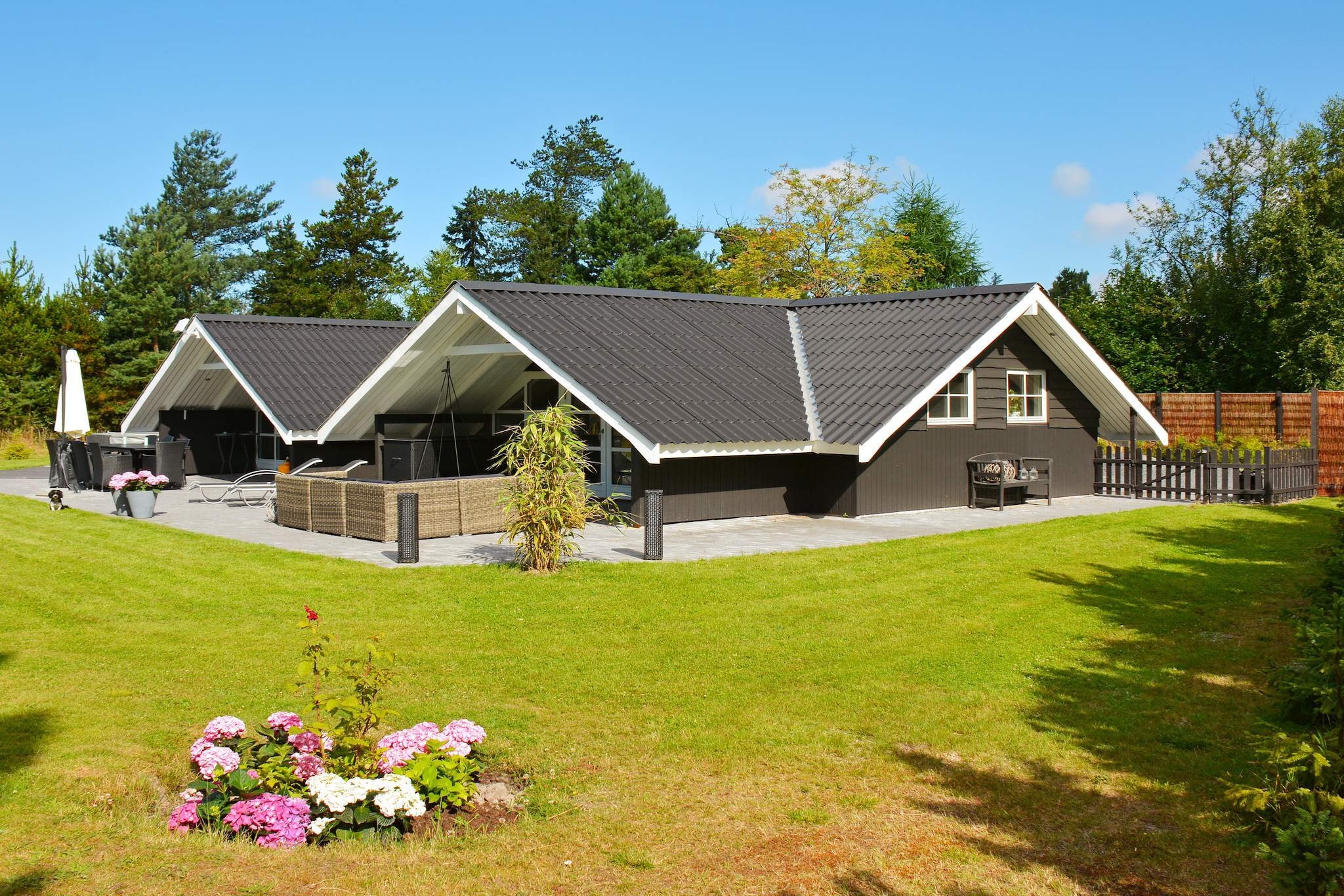 Licht vakantiehuis met bubbelbad