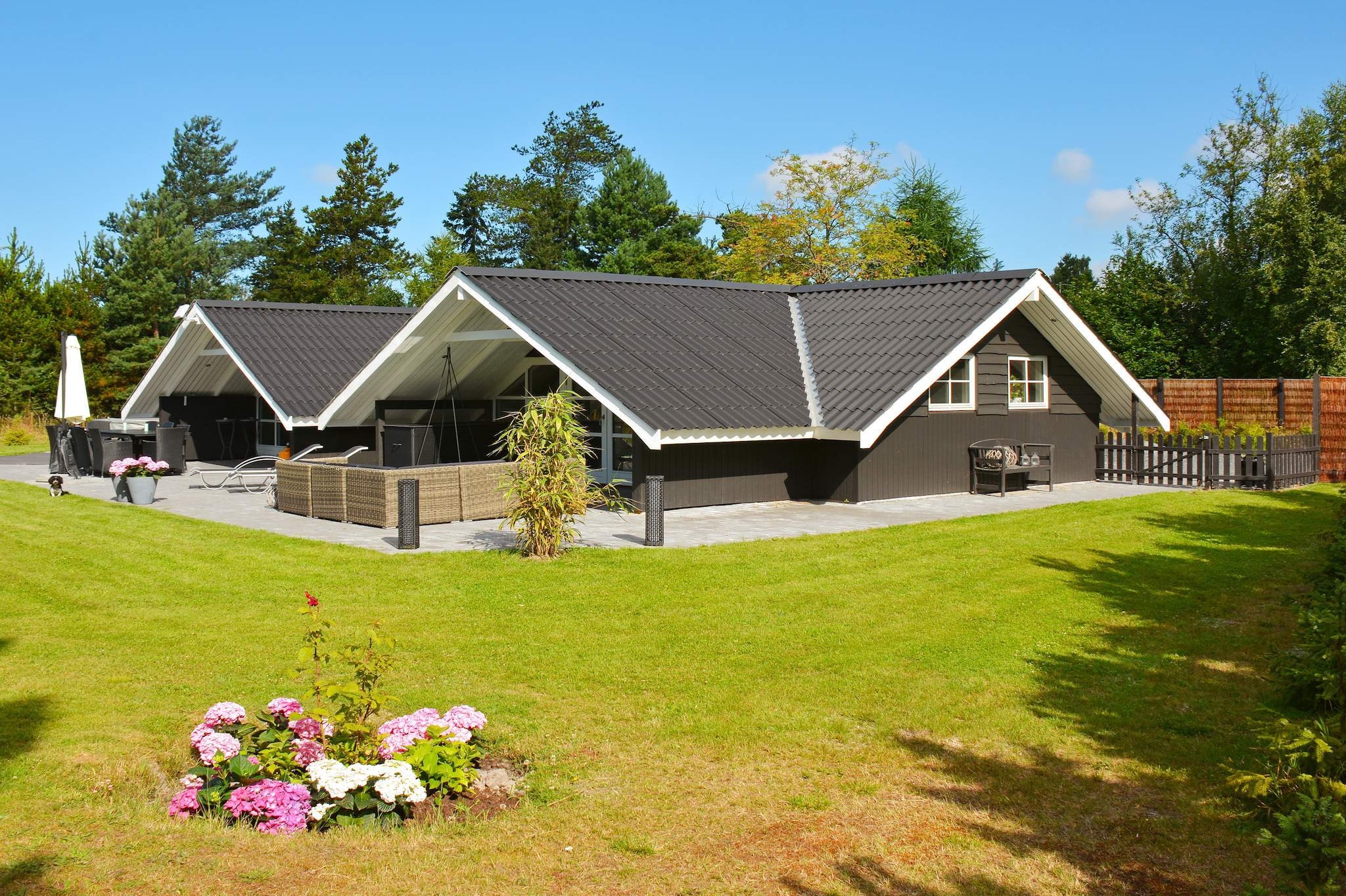 Licht vakantiehuis met bubbelbad