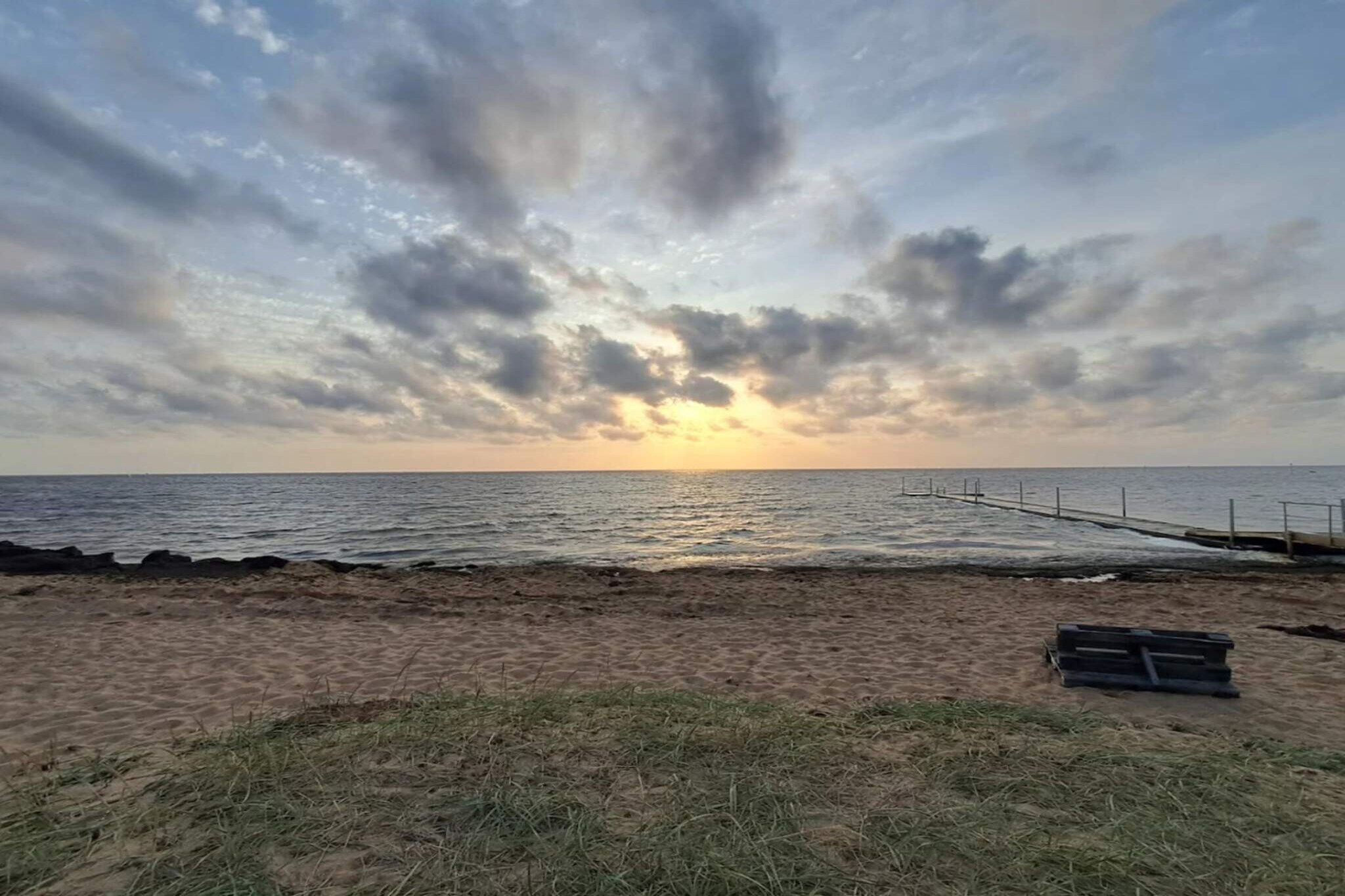 Licht vakantiehuis met bubbelbad - Waterzicht