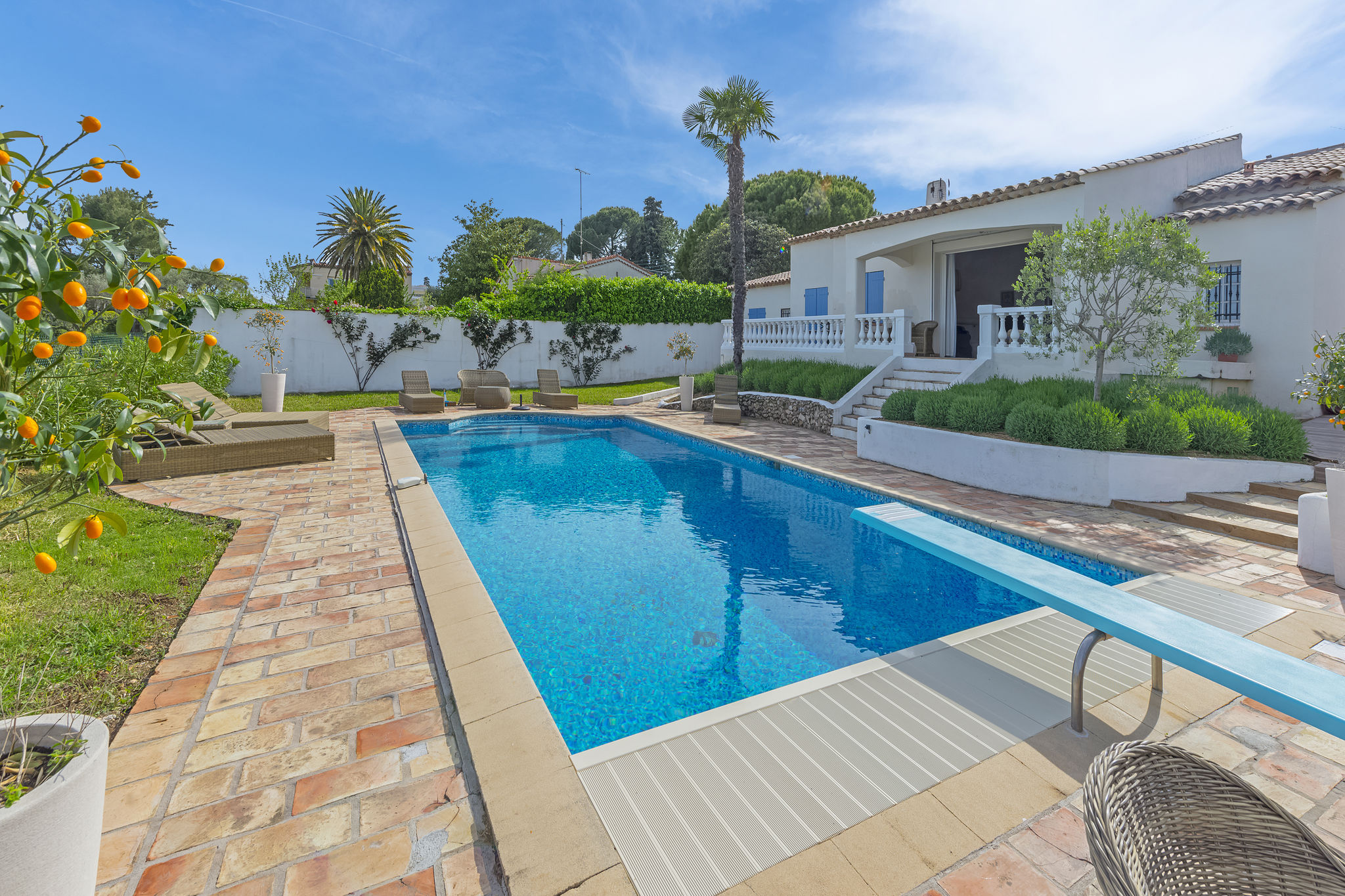 Heerlijke villa aan de Côte d'Azur met verwarmd privézwembad