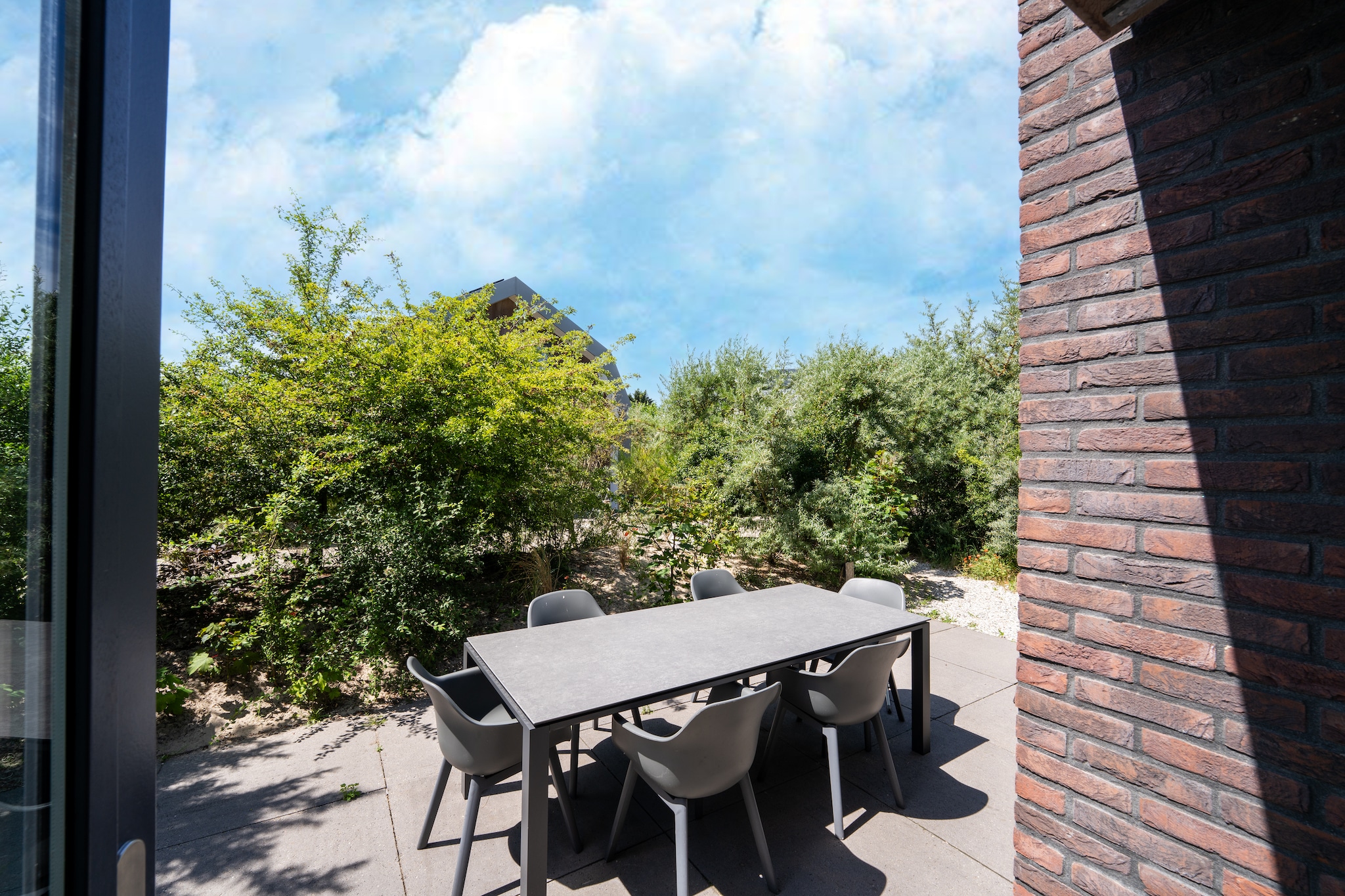 Onder de molen-Terrasbalkon