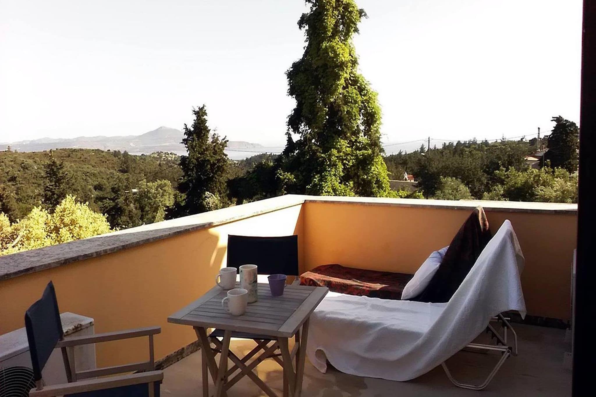 Heliopetra House-Terrace balcony