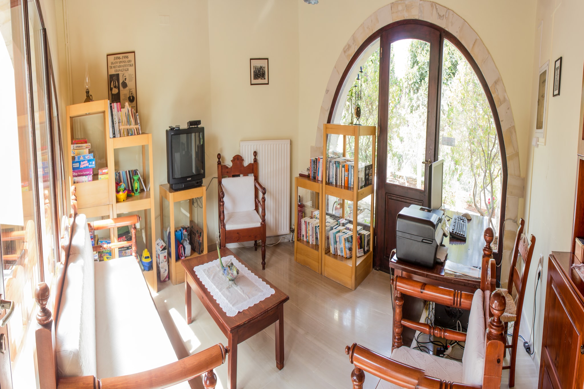 Heliopetra House-Recreation room