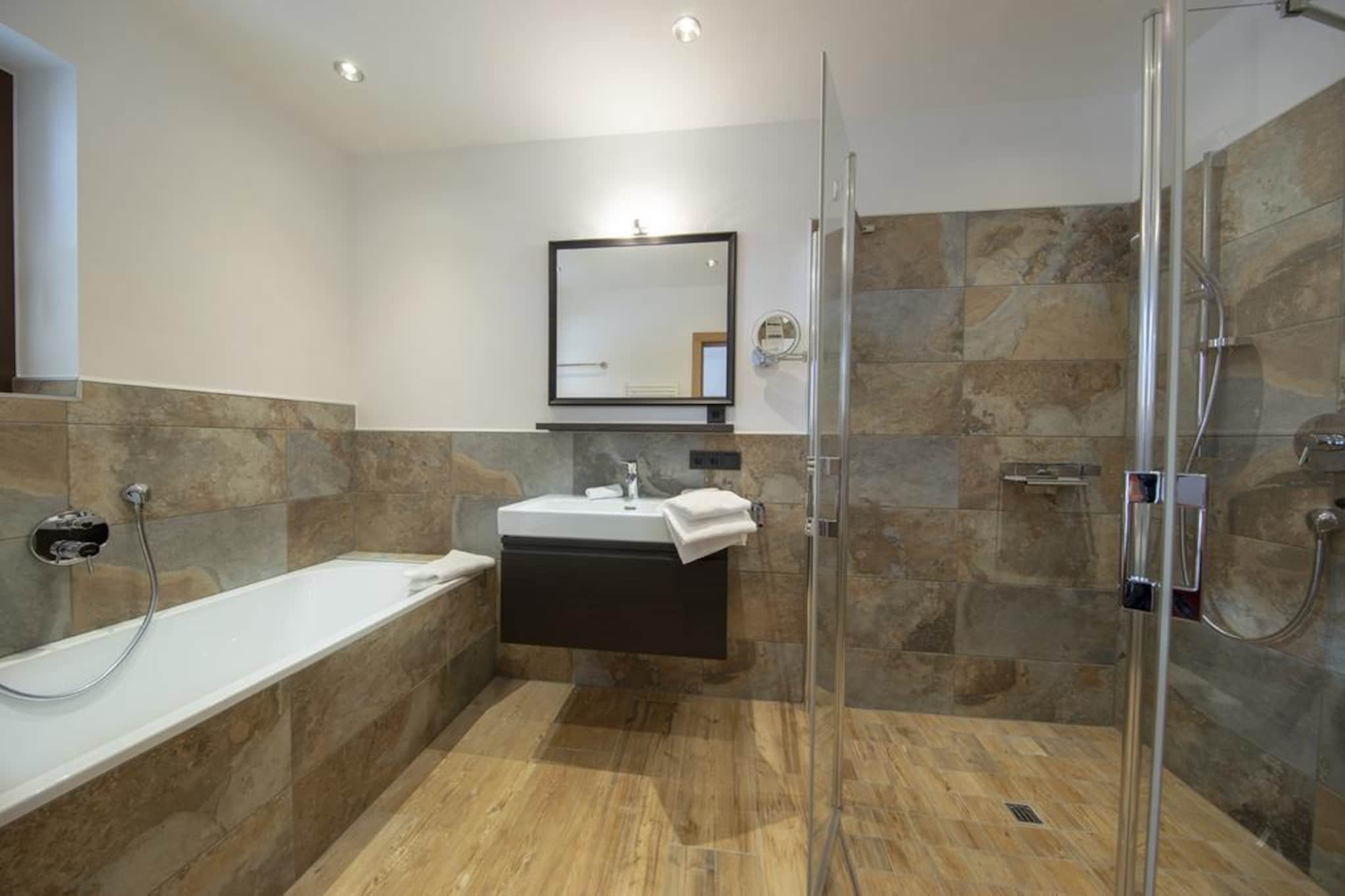 Nationalpark Chalet Dreiherrenspitze-Badkamer