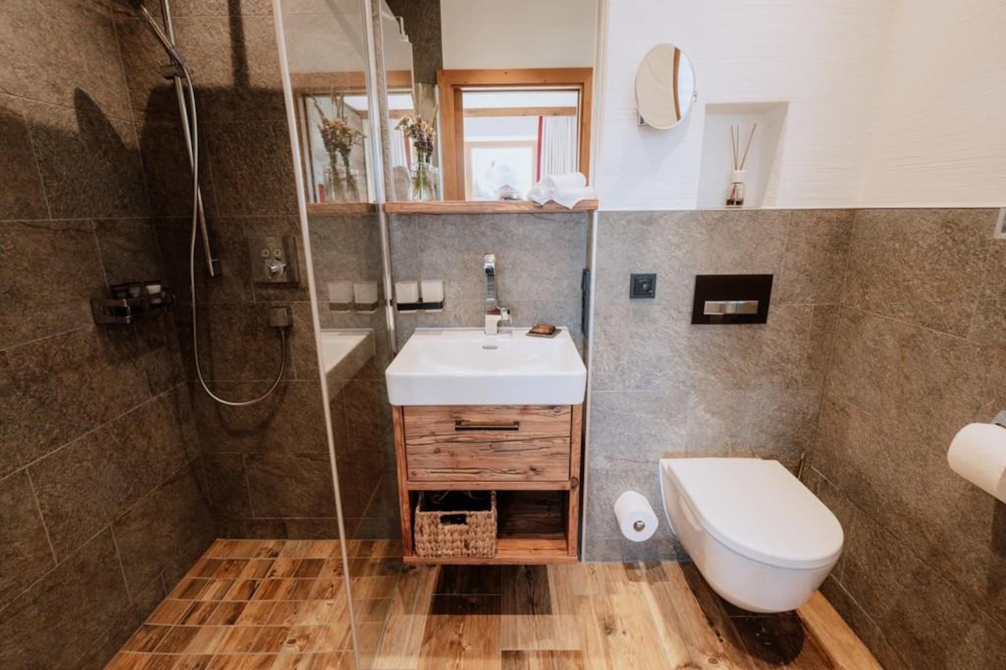 Nationalpark Chalet Tulpspitze-Badkamer