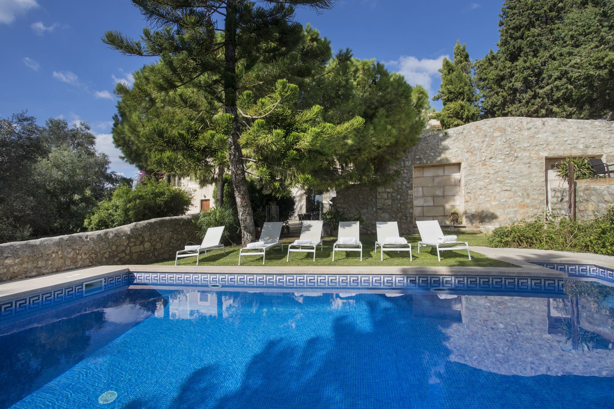 Demeure moderne à Lloseta avec piscine privée