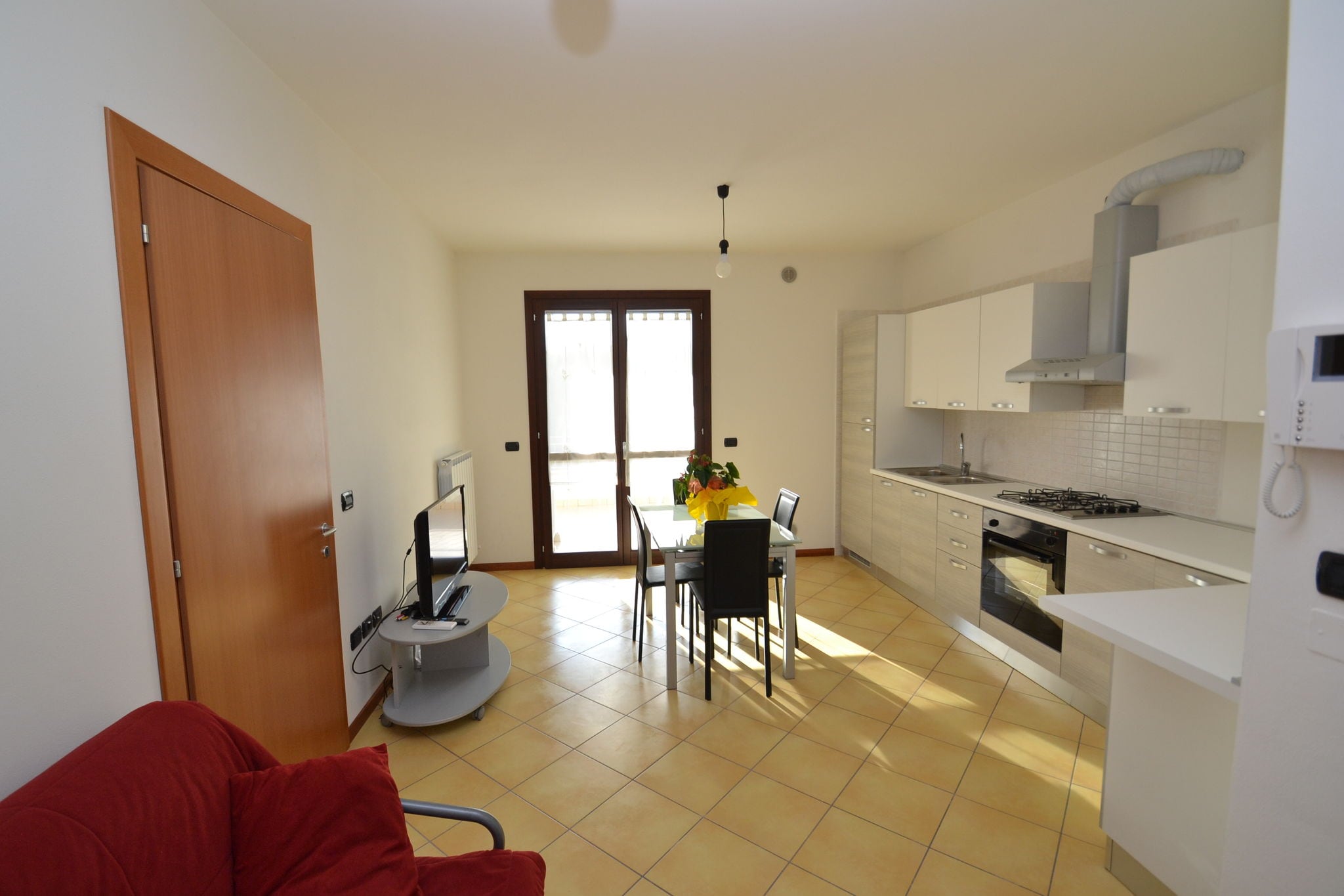 Spacious Apartment in Rosolina Mare near Beach