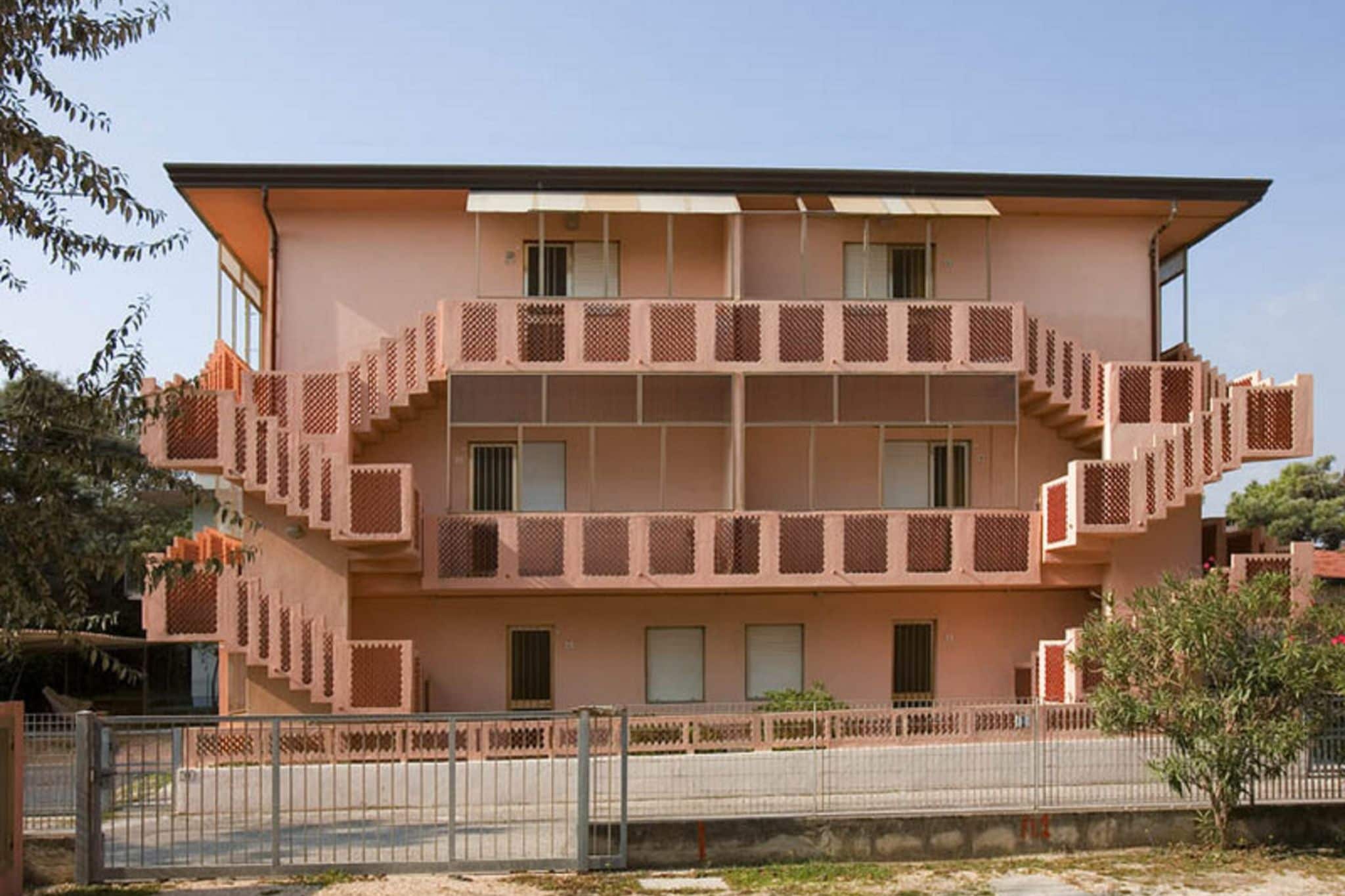Appartement avec balcon en bord de mer situé à Rosolina Mare