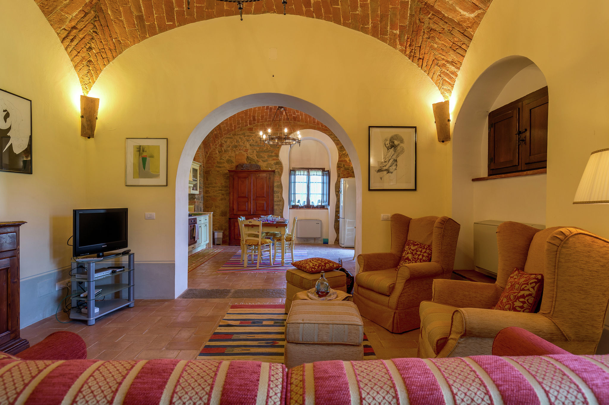 Elegantes Bauernhaus in Cortona mit Swimmingpool