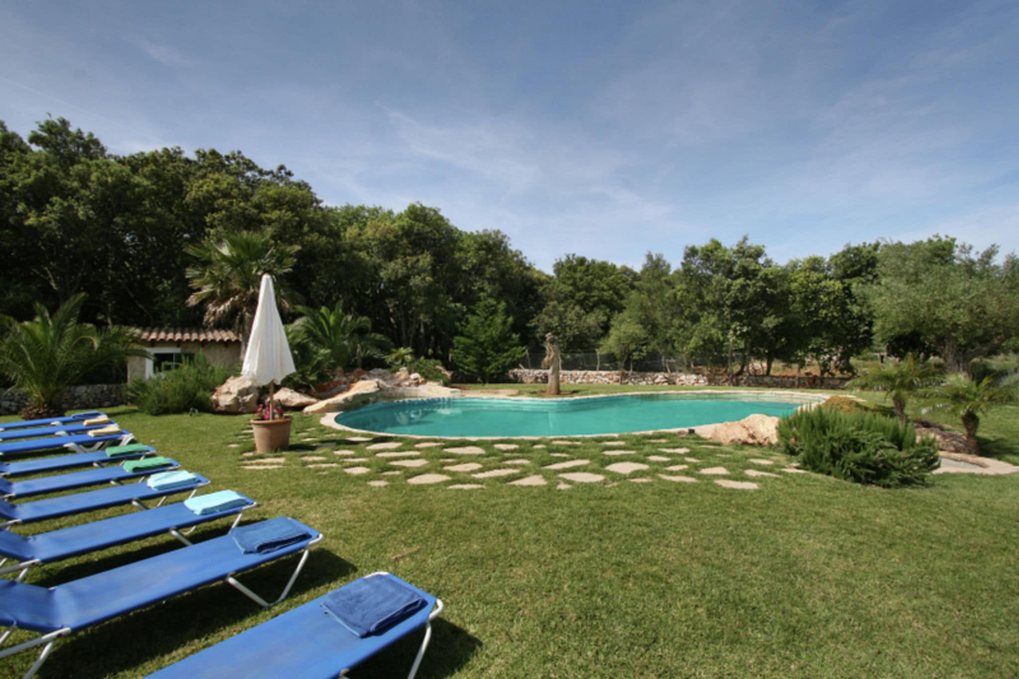 Maison de vacances spacieuse à Pollenca avec piscine privée