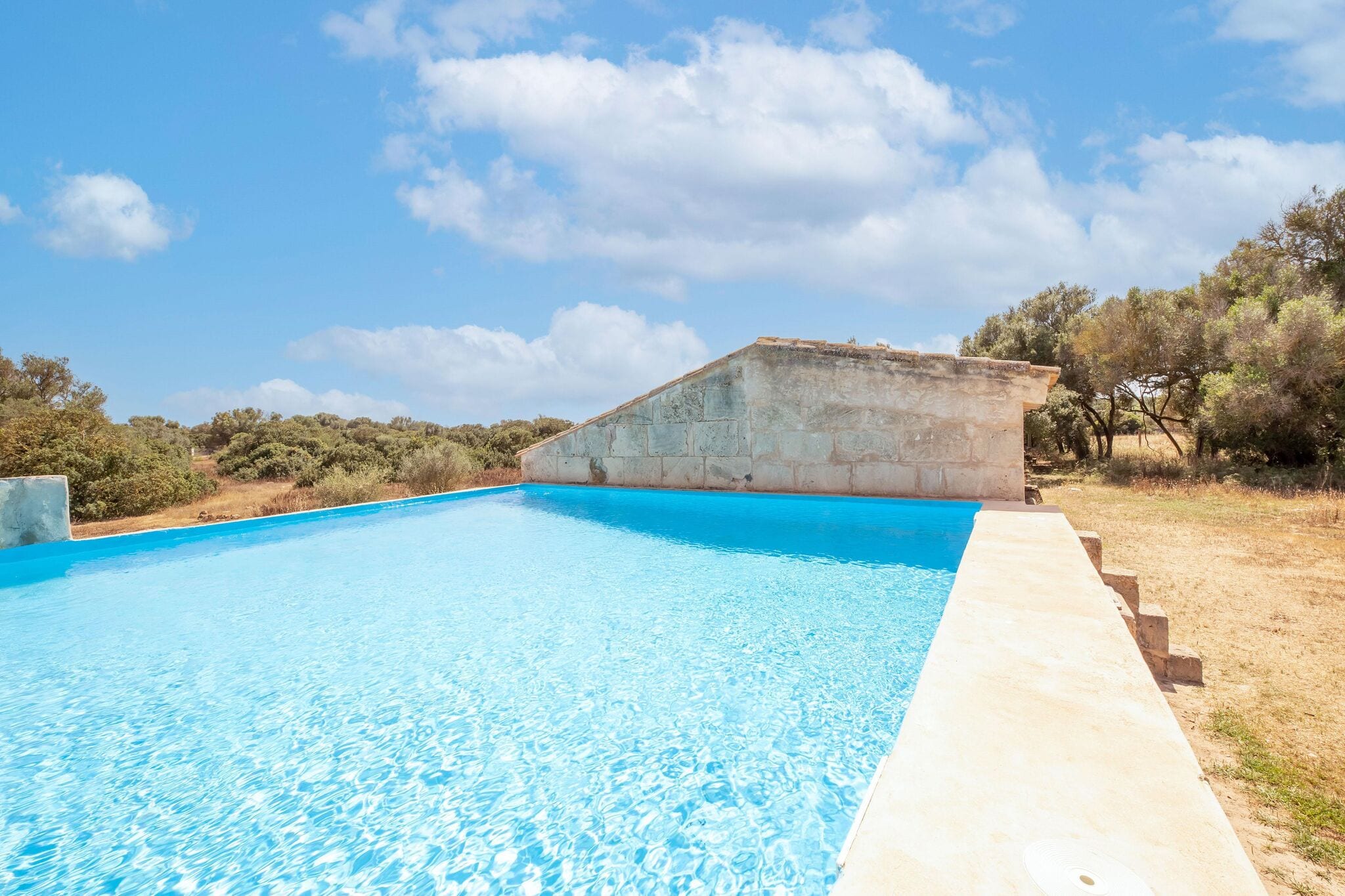 Rustikales Cottage in Campos, Spanien mit Swimmingpool
