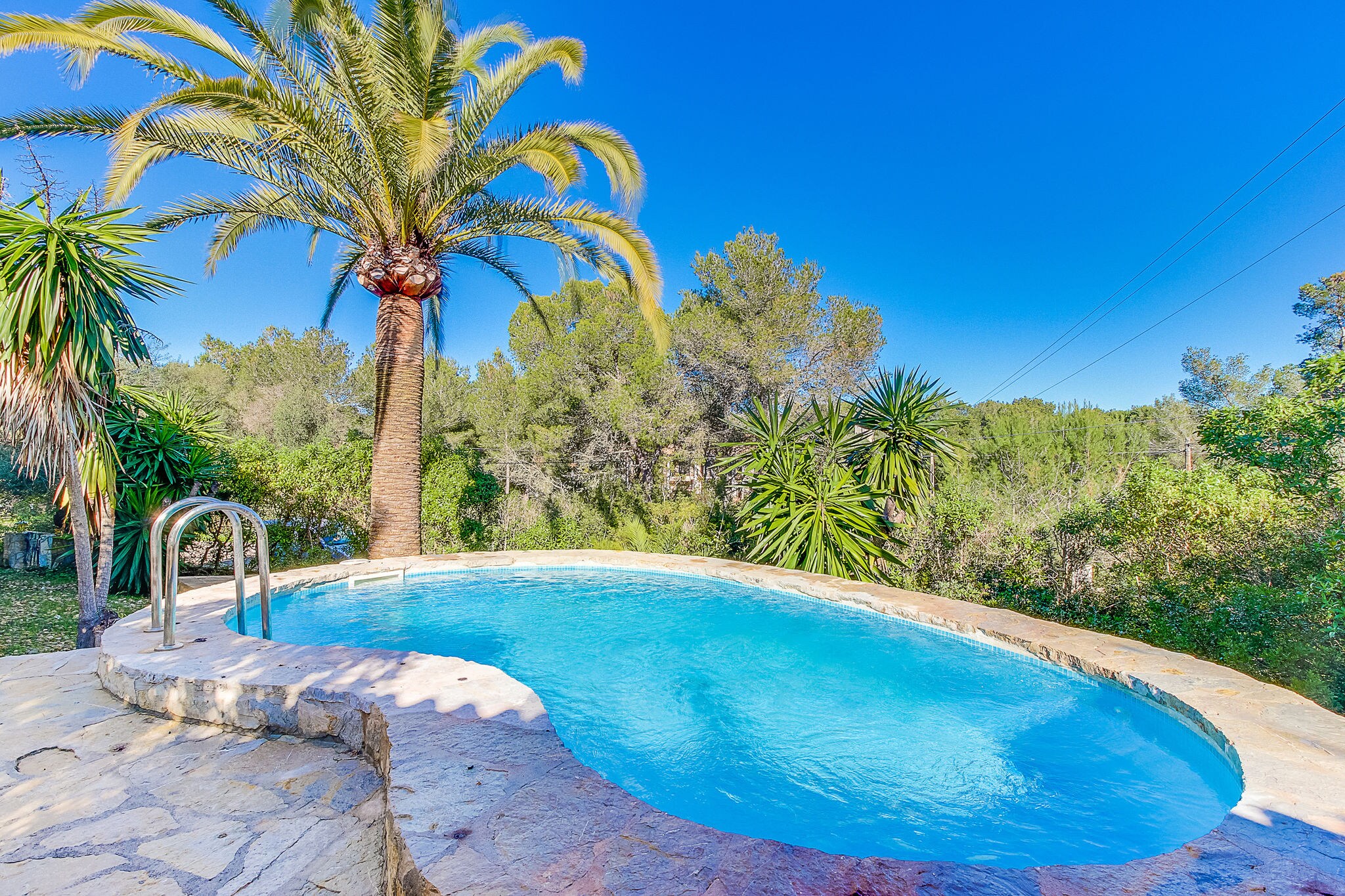 Serene villa in Cala Murada met zwembad