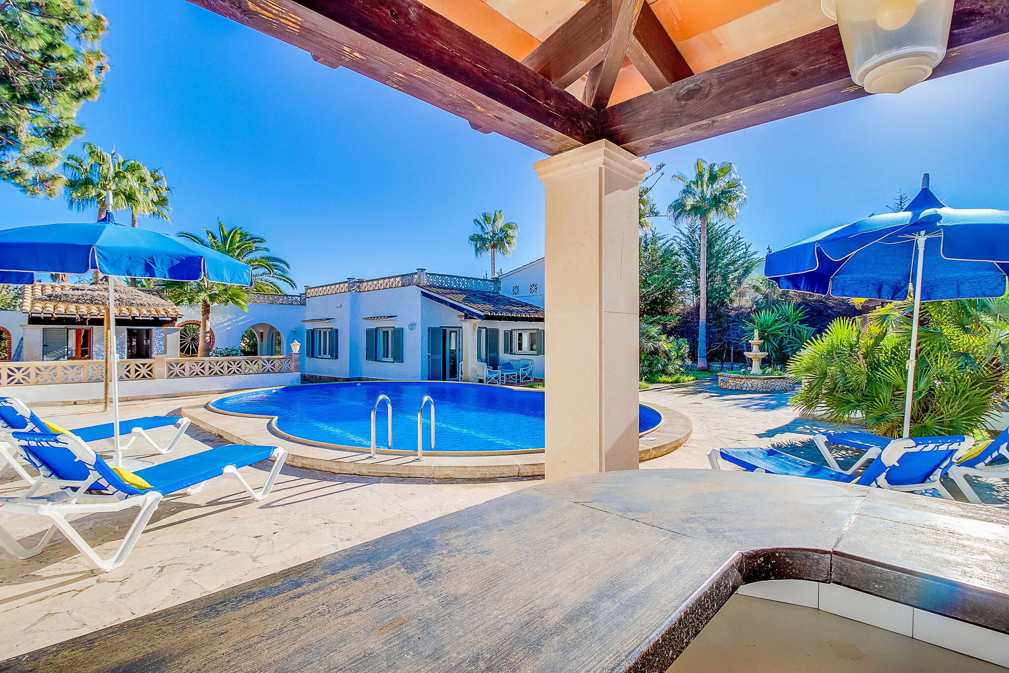 Maison de vacances confortable à Cala Murada avec piscine