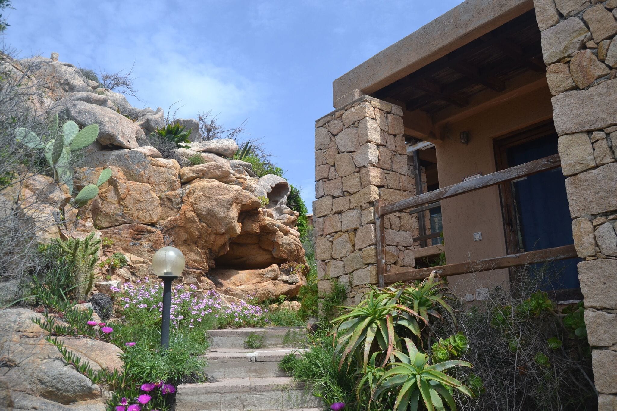 Villa confortable à 2 km de la mer avec vue panoramique sur la Costa Paradiso !