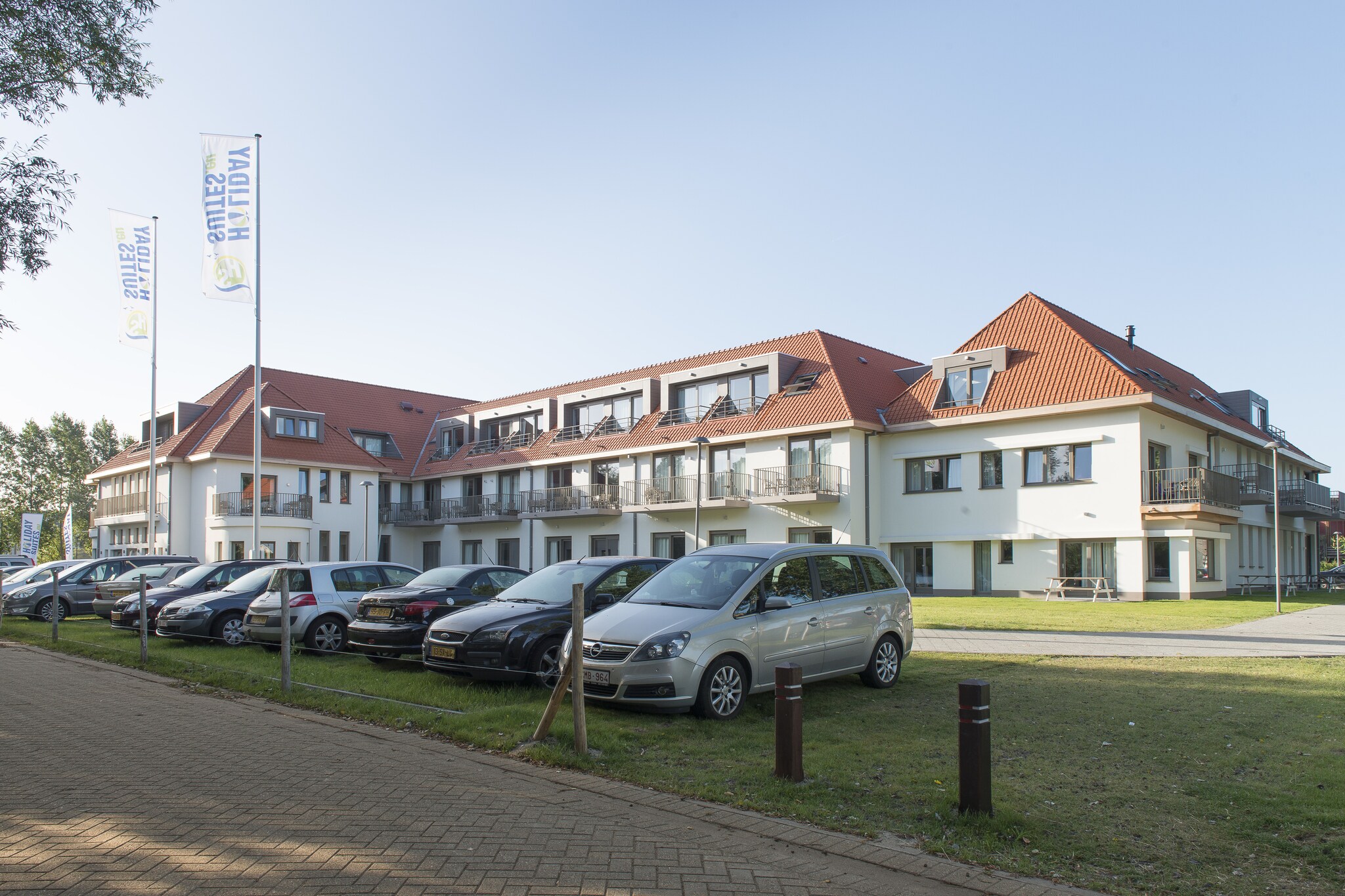 Modern appartement met magnetron, gelegen op 1 km. van zee