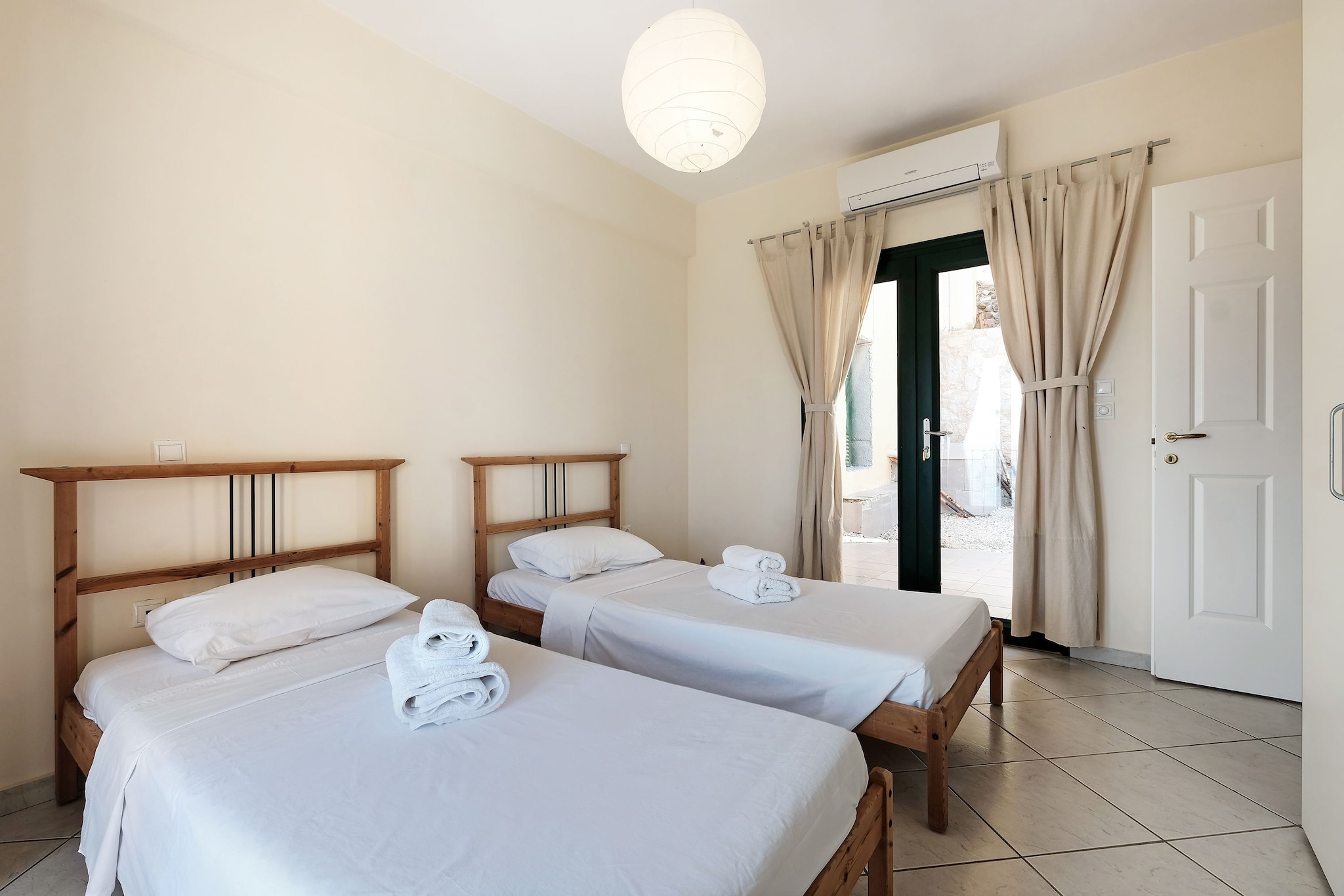Bed Room