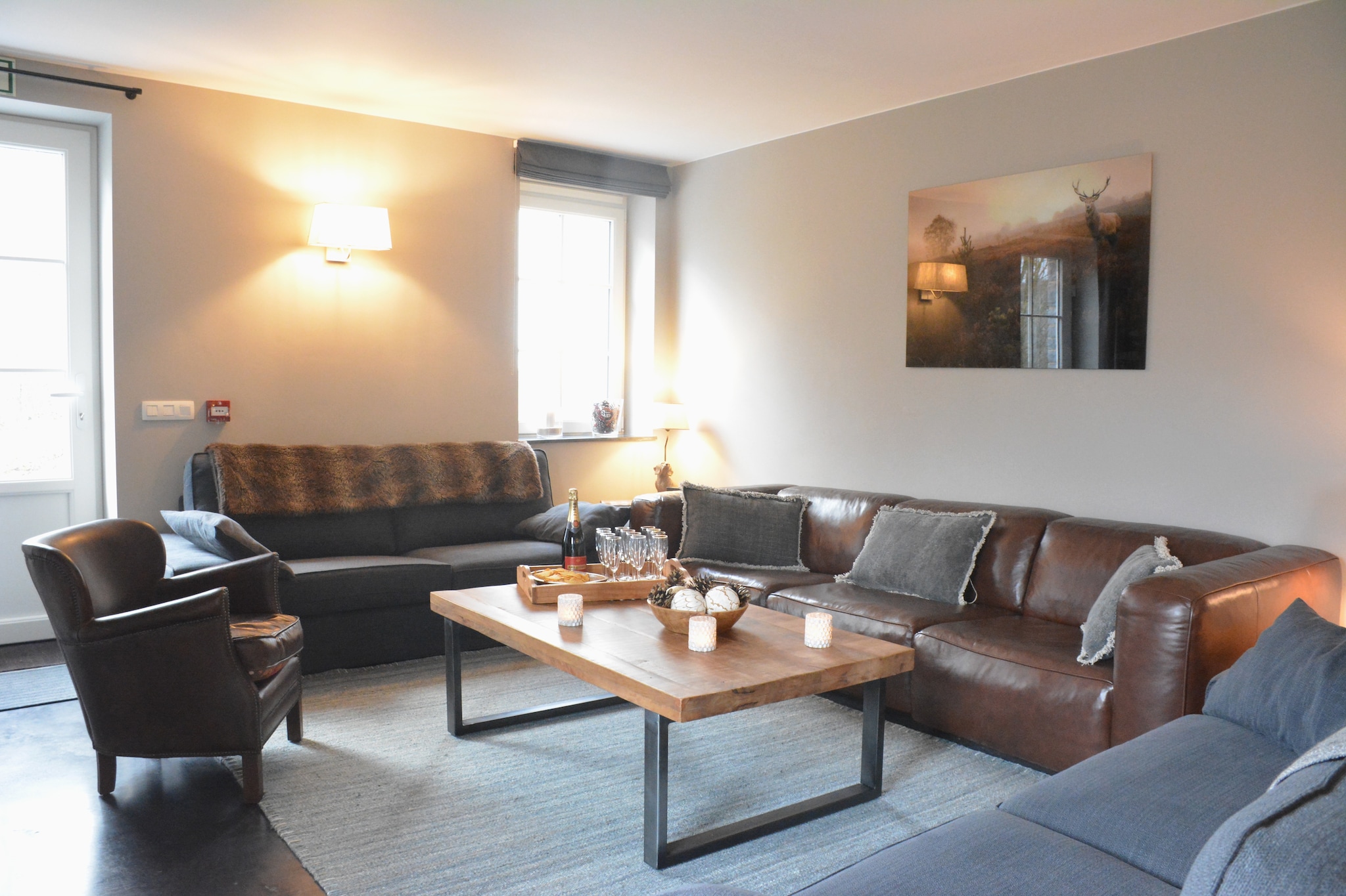 Escape to this inviting holiday home in Gesves, Belgium, designed for nature lovers and large groups. Surrounded by the peaceful greenery of the Ardennes, this spacious retreat features a private sauna and an electric car charging point, making it both relaxing and eco-conscious.
Begin your mornings with a refreshing forest walk, just 200 metres from the property. Daily essentials are within reach at the supermarket, 8 km away, and nearby restaurants offer local dining options. With convenient road access, you can easily explore the scenic surroundings and charming nearby towns.
The home includes a well-equipped kitchen, perfect for preparing meals at your own pace, and a comfortable bathroom with a shower and sink. The furnished garden invites you to unwind outdoors, whether with morning coffee or an evening barbecue. Free on-site parking ensures added ease for your stay. Whether you're seeking quiet, comfort, or nature-based adventure, this charming Gesves home is a perfect base.