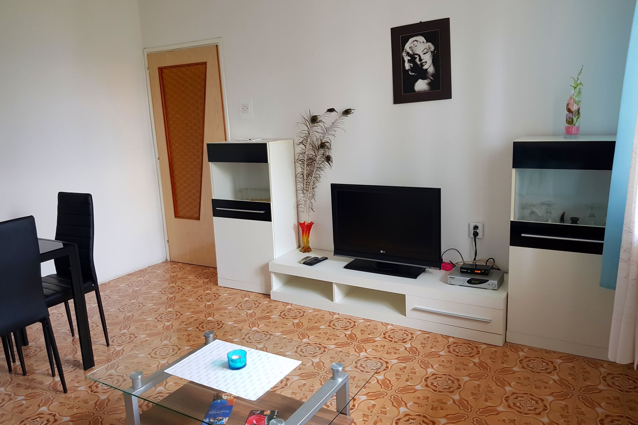 Spacious Apartment with Terrace in Opatija