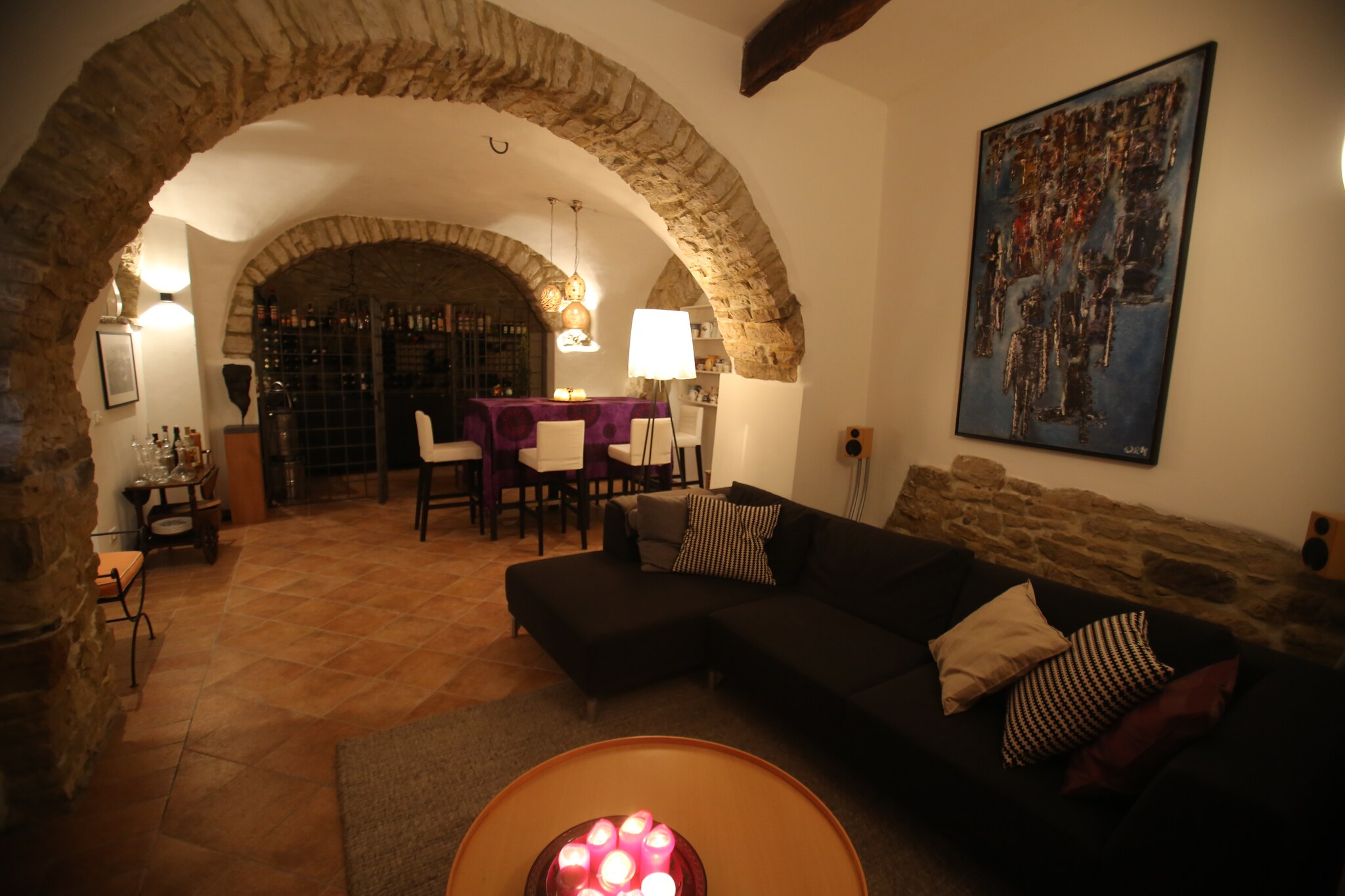 Ground floor: (Living room(TV(satellite, dutch television channels), seating area), Kitchen(coffee machine(espresso), oven, microwave, dishwasher, fridge-freezer), washing room(tumble dryer, washing machine))\n\nOn the 2nd floor: (bedroom(double bed), bedroom(double bed), bathroom(shower, washbasin, toilet))\n\nparking, table tennis table