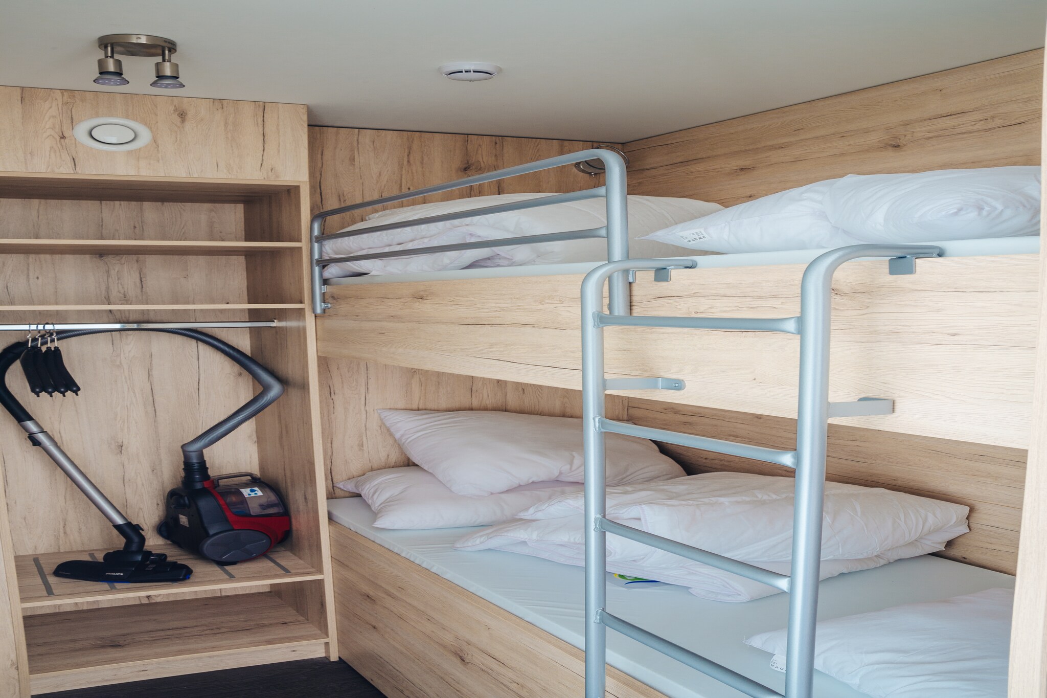 Vakantiehuis Zeebrugge max. 6 personen 2 huisdieren 2 slaapkamers zwembad #13