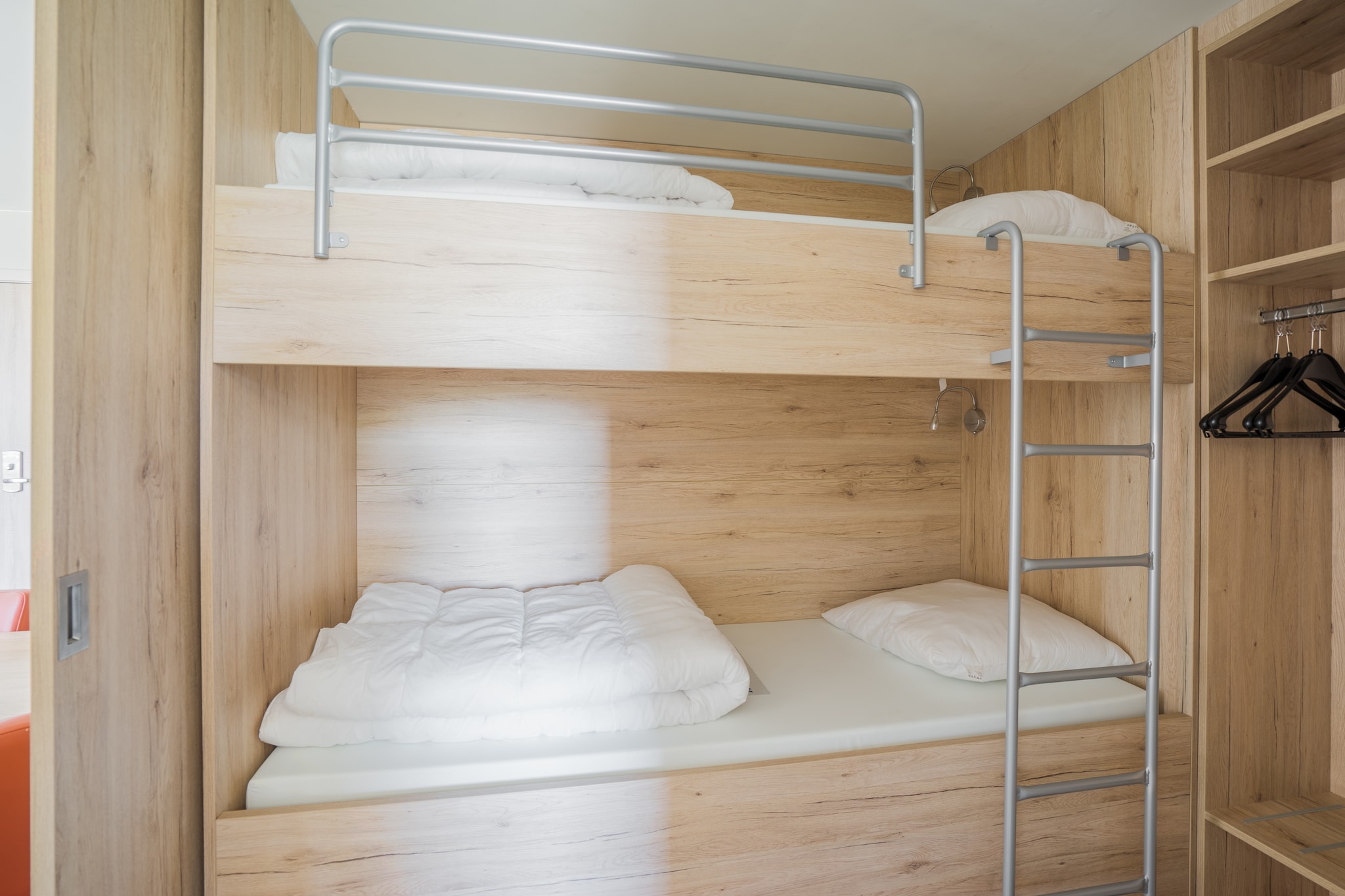 Vakantiehuis Zeebrugge max. 6 personen 2 huisdieren 2 slaapkamers zwembad #14