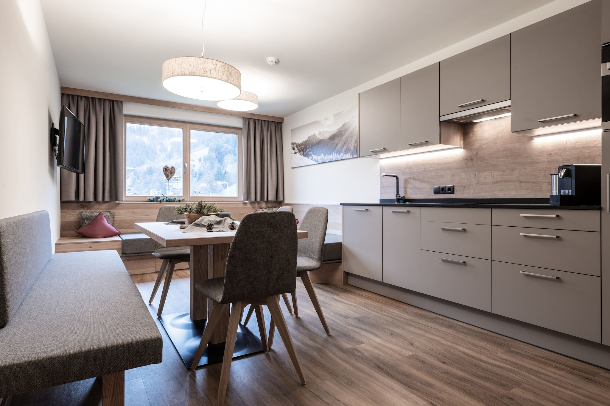 Located in Schwendau, this beautiful farmhouse, the Kiendlerhof, has 2 bedrooms for 6 people. Ideal for skiing enthusiasts friends and families, the property also features gorgeous views from the balcony and terrace; and access to free WiFi. 



A ski bus stops right next to the farmhouse, and you can travel to several ski lifts including Horbergbahn, Mayrhofen, Penken, Ahornbahn and Zillertal Arena. You can also visit several restaurants located 0.2 km away to enjoy a delicious meal. 



Guests can utilise the ski storage as well as ski boot heaters in the farmhouse before they head out for a skiing day trip. The central heating facility is sure to keep you cosy. The kitchen is well-equipped with an electric kettle, coffee machine, oven, microwave and refrigerator; and is connected to the living room. A cot, playroom, parking and high chair are also available. 



A train station is located 4 km away.