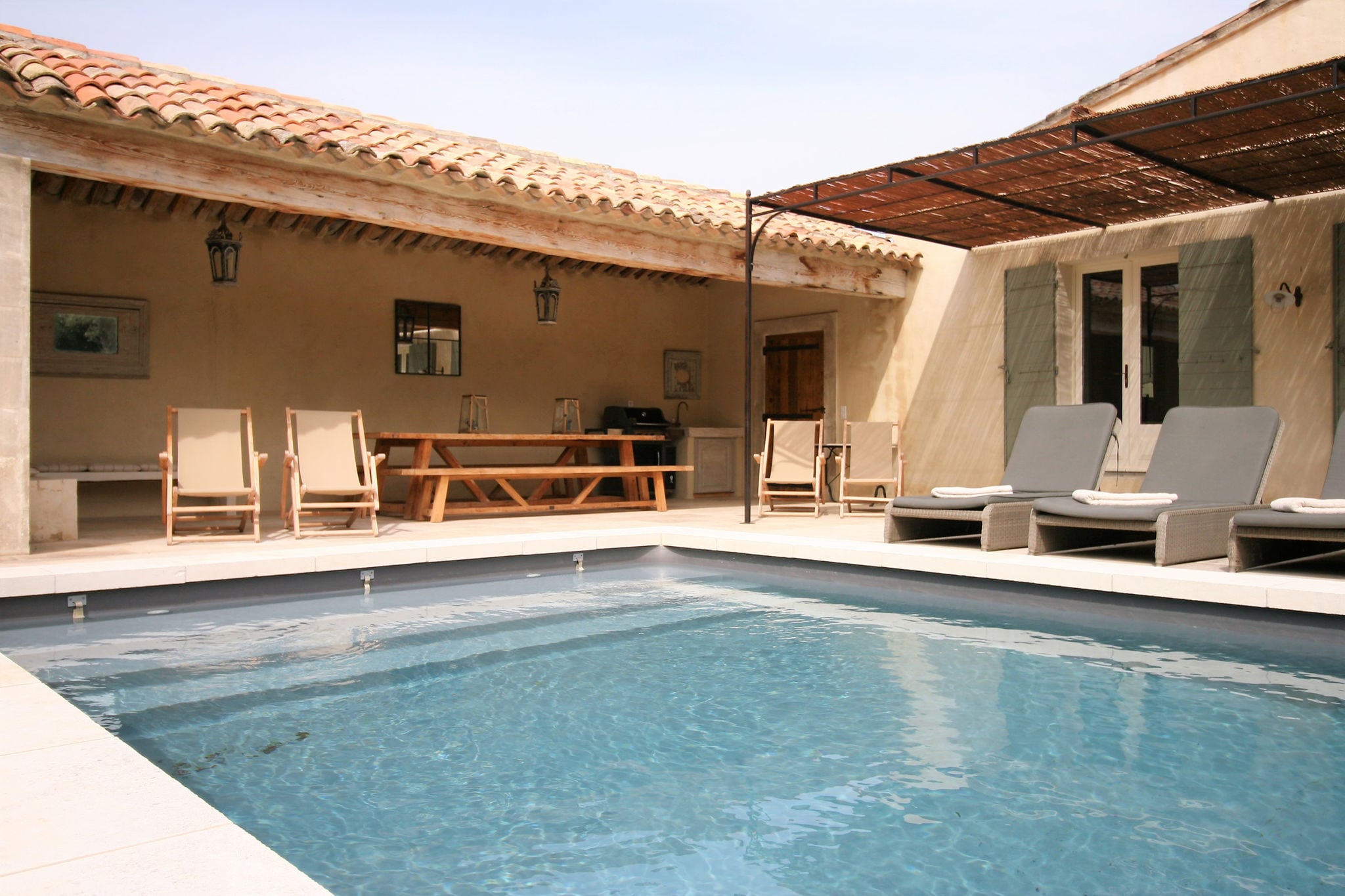 Villa de bon goût à Eygalieres avec piscine privée