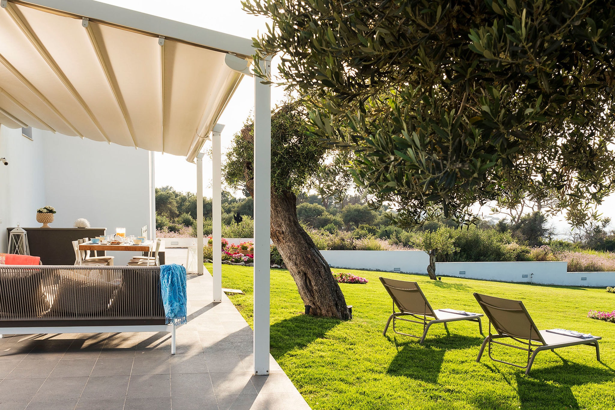 Elegantes Haus in Cefalù nur 100m vom Meer mit herrlichem Blick und Garten!