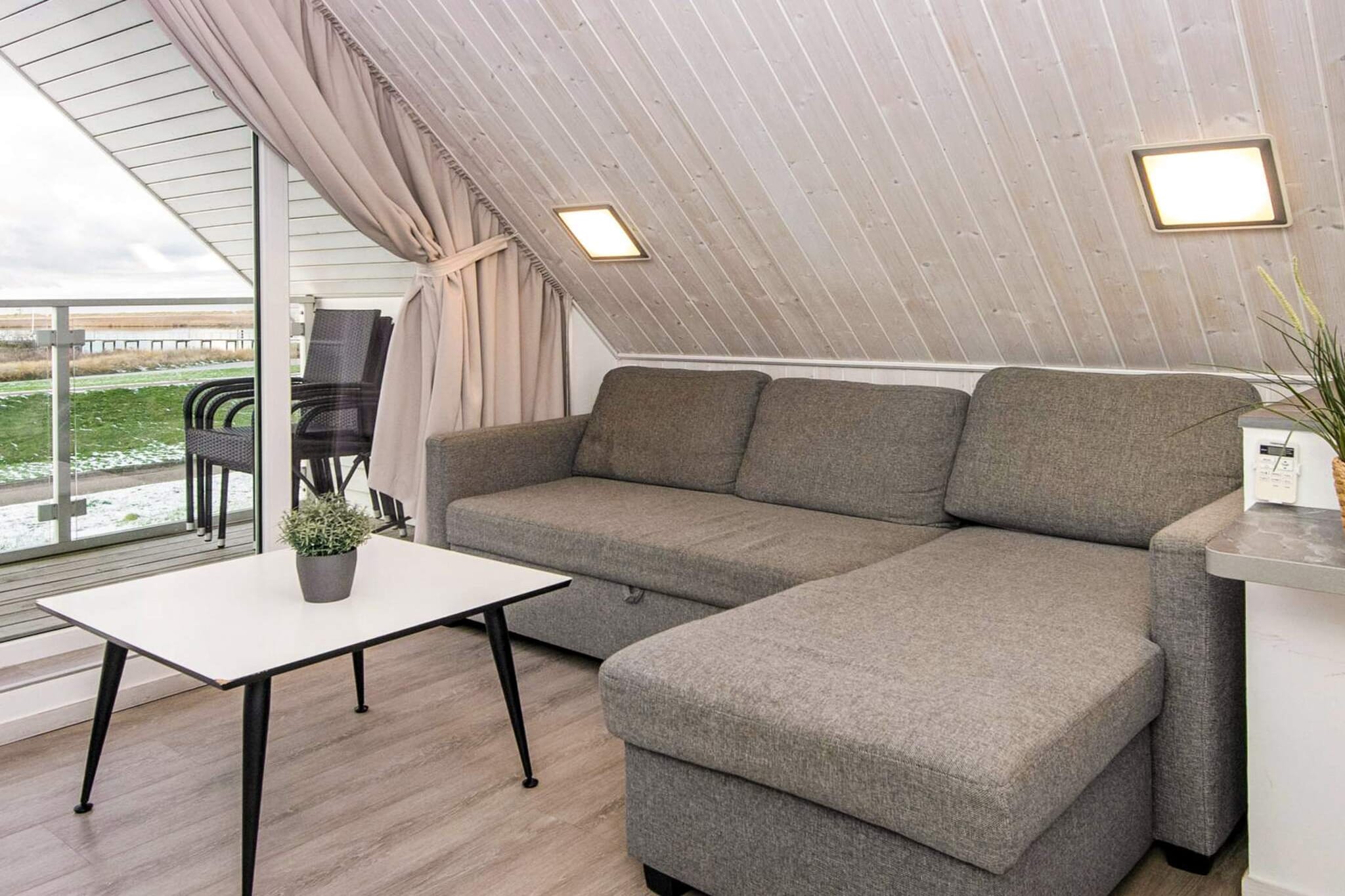 MERKUR 35+33 S DHH 1.RH. - Intérieur