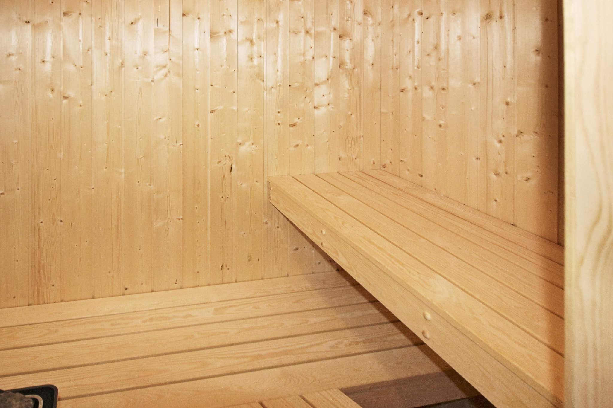 MERKUR 35+33 S DHH 1.RH. - Sauna