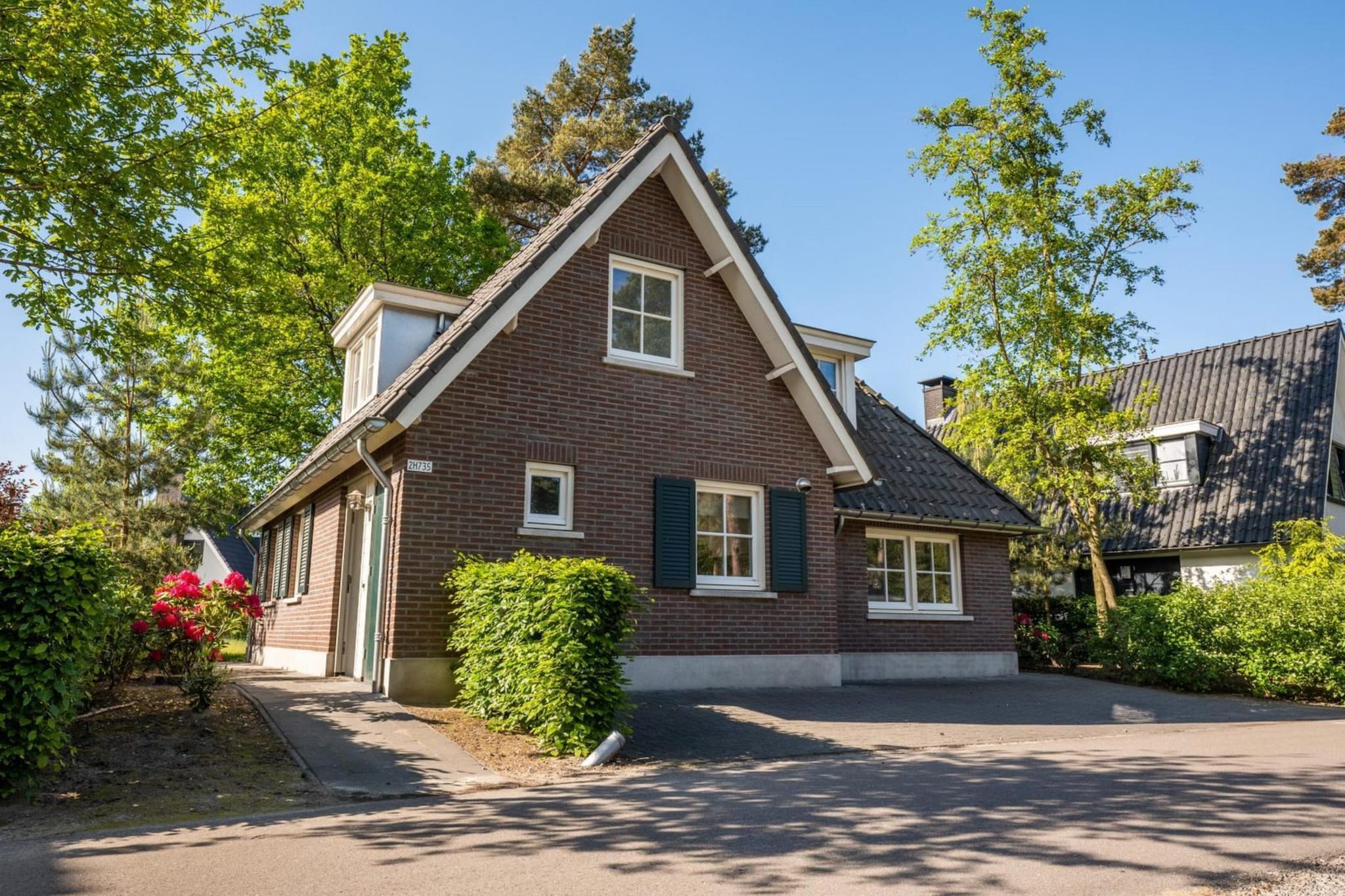 Exterior Summer