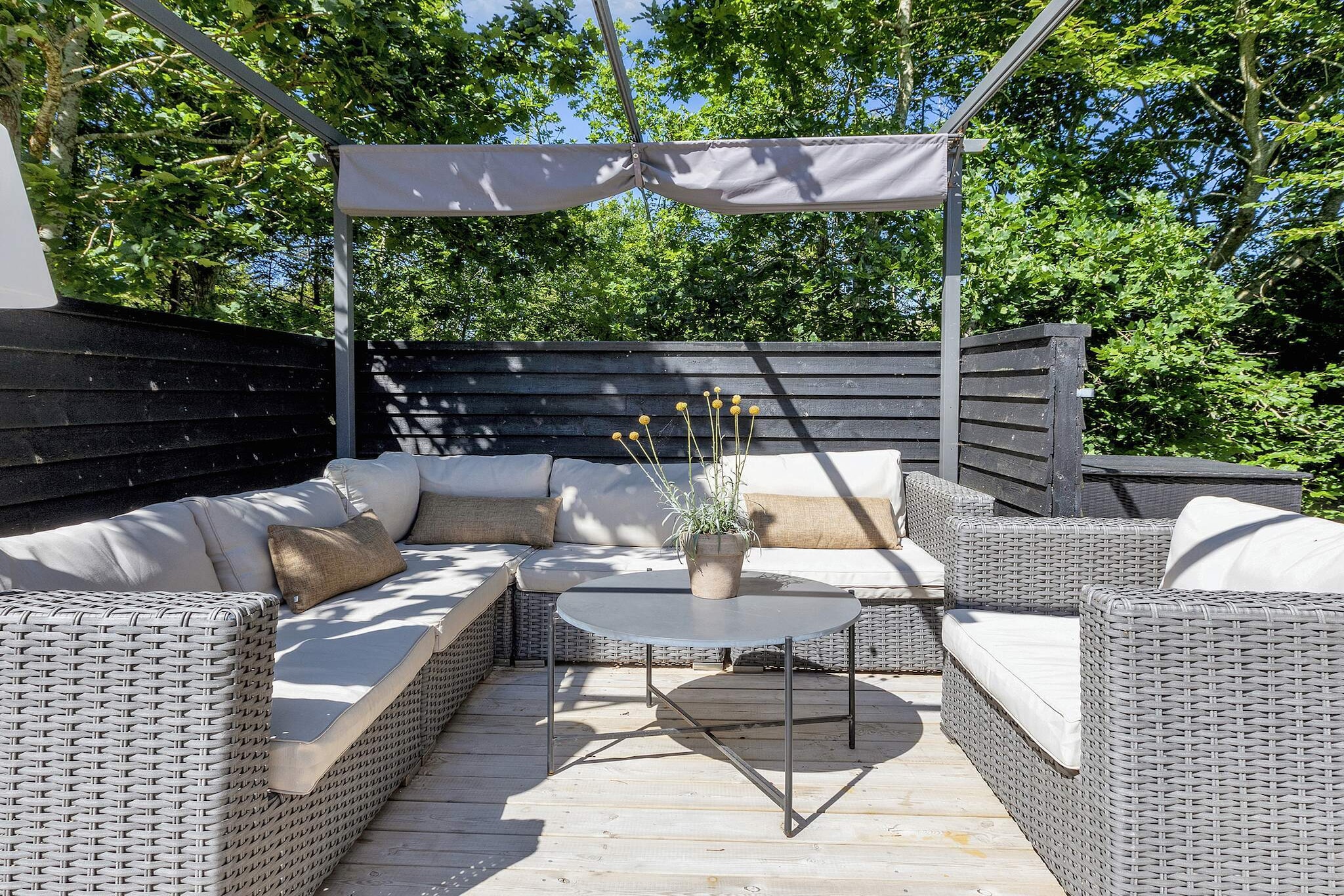 6 person holiday home in Blokhus-By Traum