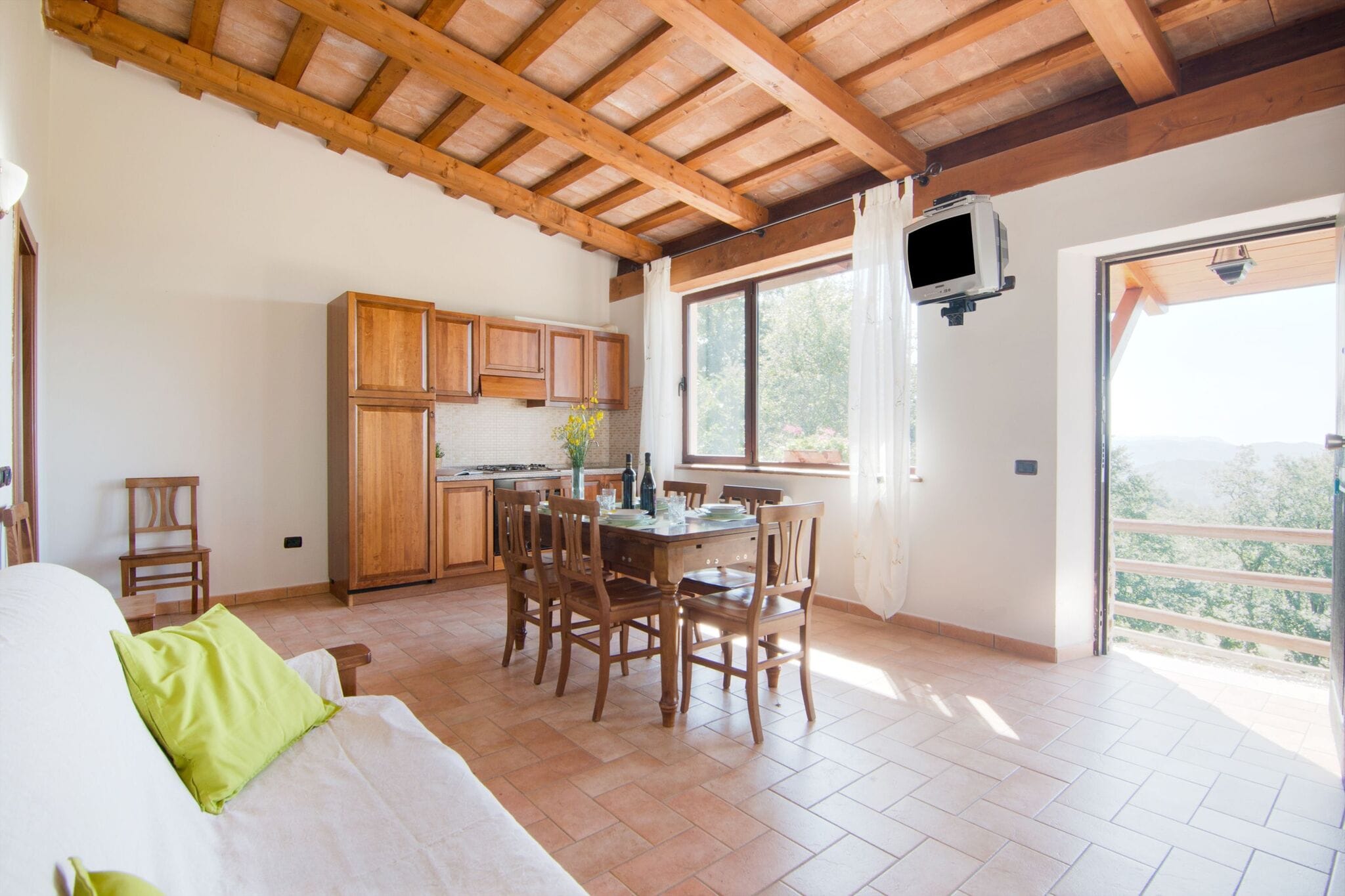 Landelijk gelegen appartement in Apecchio met bubbelbad