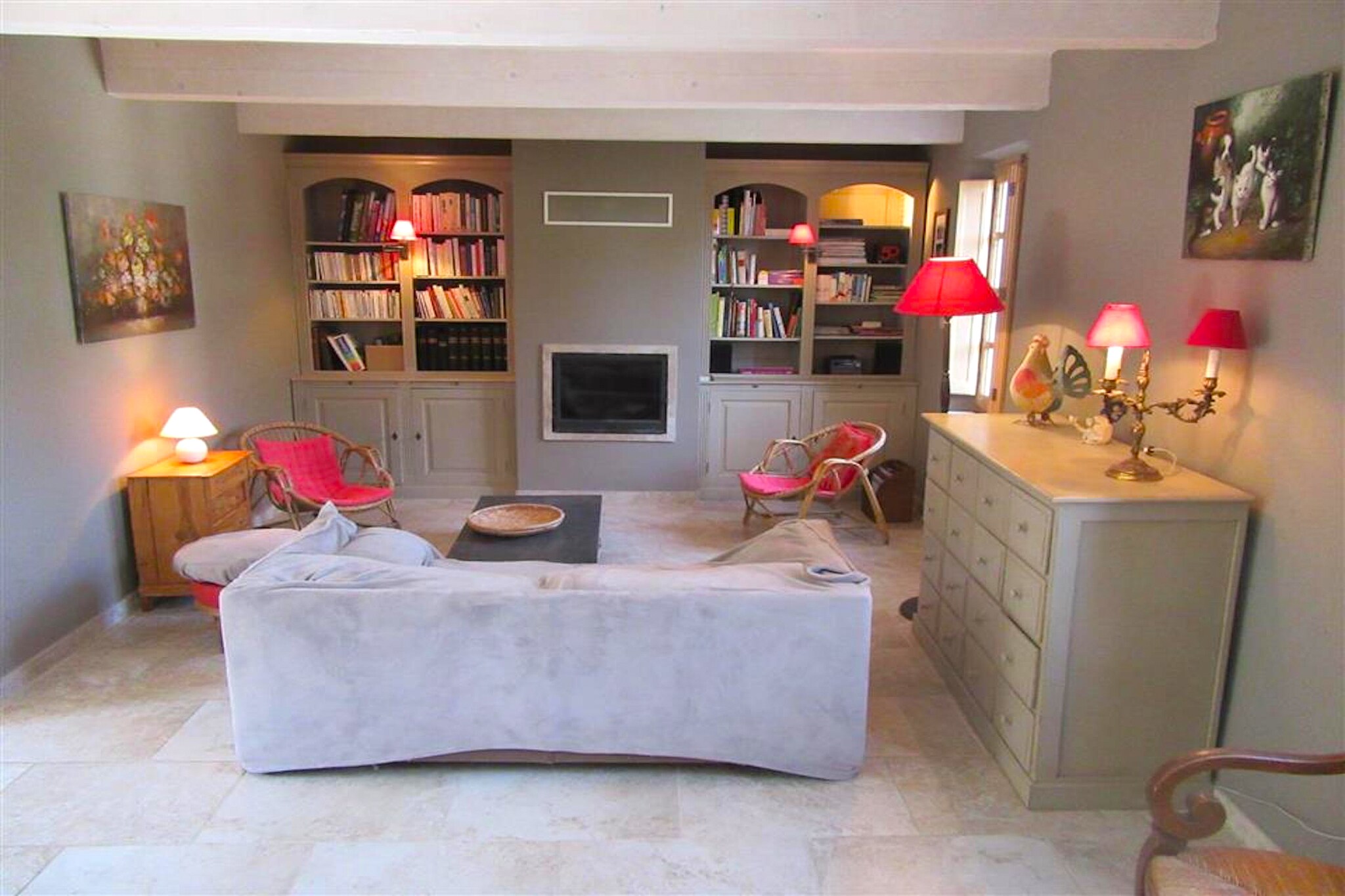 Ground floor: (Kitchen(dining table, electric kettle, toaster, cooker(4 ring stoves, electric), hood, coffee machine(filter), oven, microwave, dishwasher, fridge-freezer), Living/diningroom(dining table, seating area), bathroom(bathtub with shower, washbasin, toilet))\n\nOn the 1st floor: (bedroom(single bed, single bed, single bed), bedroom(double bed(140 x 200 cm)), Bedroom with bathroom(double bed(160 x 200 cm), bathtub with shower, washbasin, toilet), Bedroom with bathroom(double bed(140 x 200 cm), washbasin, toilet), bathroom(shower, washbasin, toilet))\n\nBasement: (washing room(washing machine))\n\ncamping cot, patio, terrace(private, roofed, 32 m2), garden(private, fenced, 150 m2), garden furniture, BBQ(gas), BBQ(electric), deckchairs, parasol, swimming pool(private, cover,  8 x  3 m., opened from May upto and including Sep), hammock, hairdryer