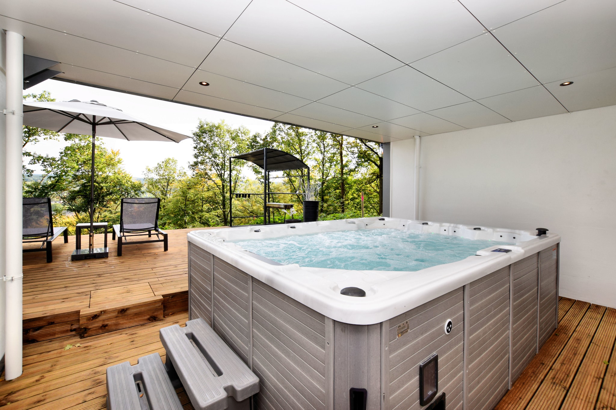 Vakantiehuis Spa max. 16 personen 8 slaapkamers sauna #23