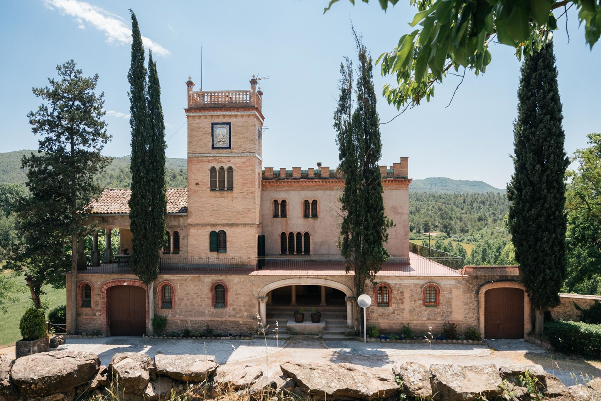 Modern Mansion in Castellnou de Bages near Forest