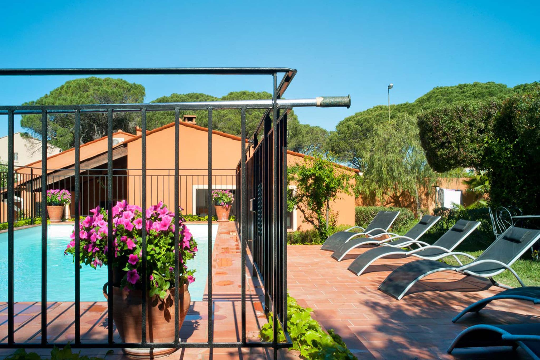 Magnifique maison de vacances à Fréjus avec piscine privée