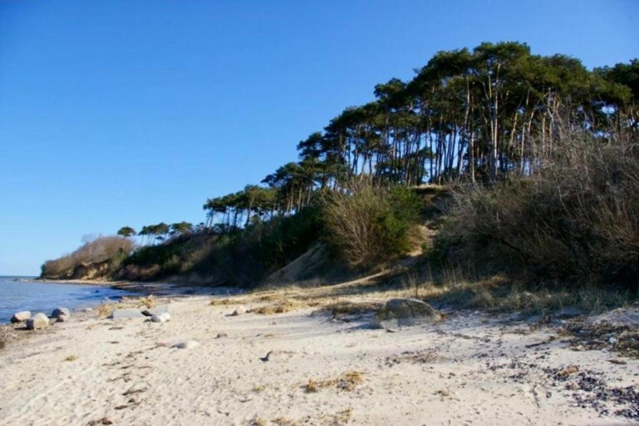Hohenkirchen mit Garten Terrasse und Strandkorb-Gebieden zomer 20km