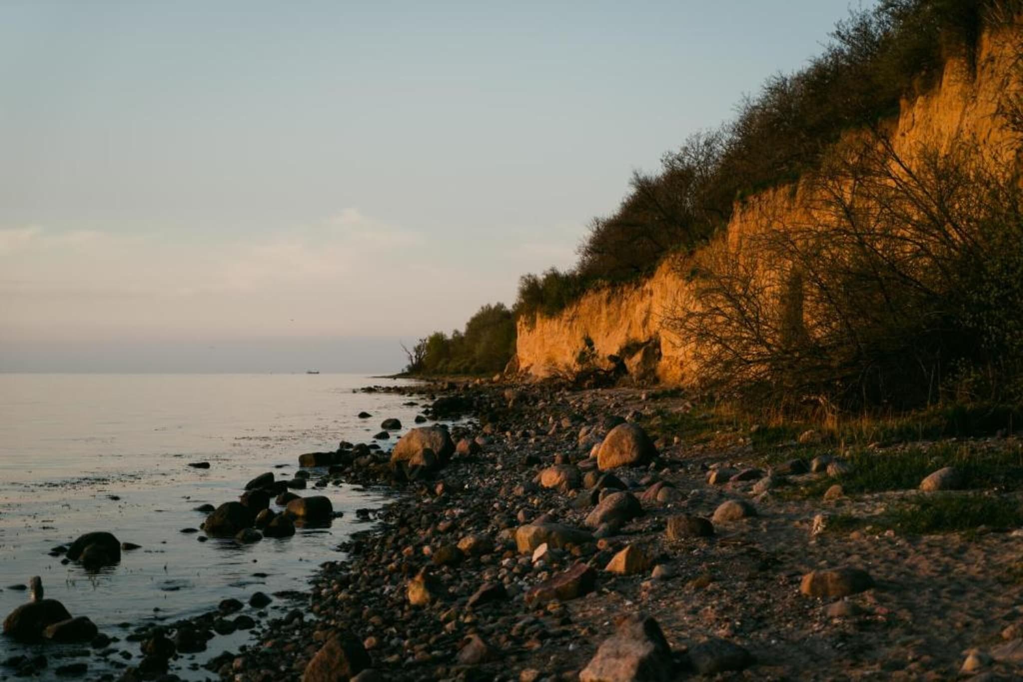 Hohenkirchen mit Garten Terrasse und Strandkorb-Gebieden zomer 20km