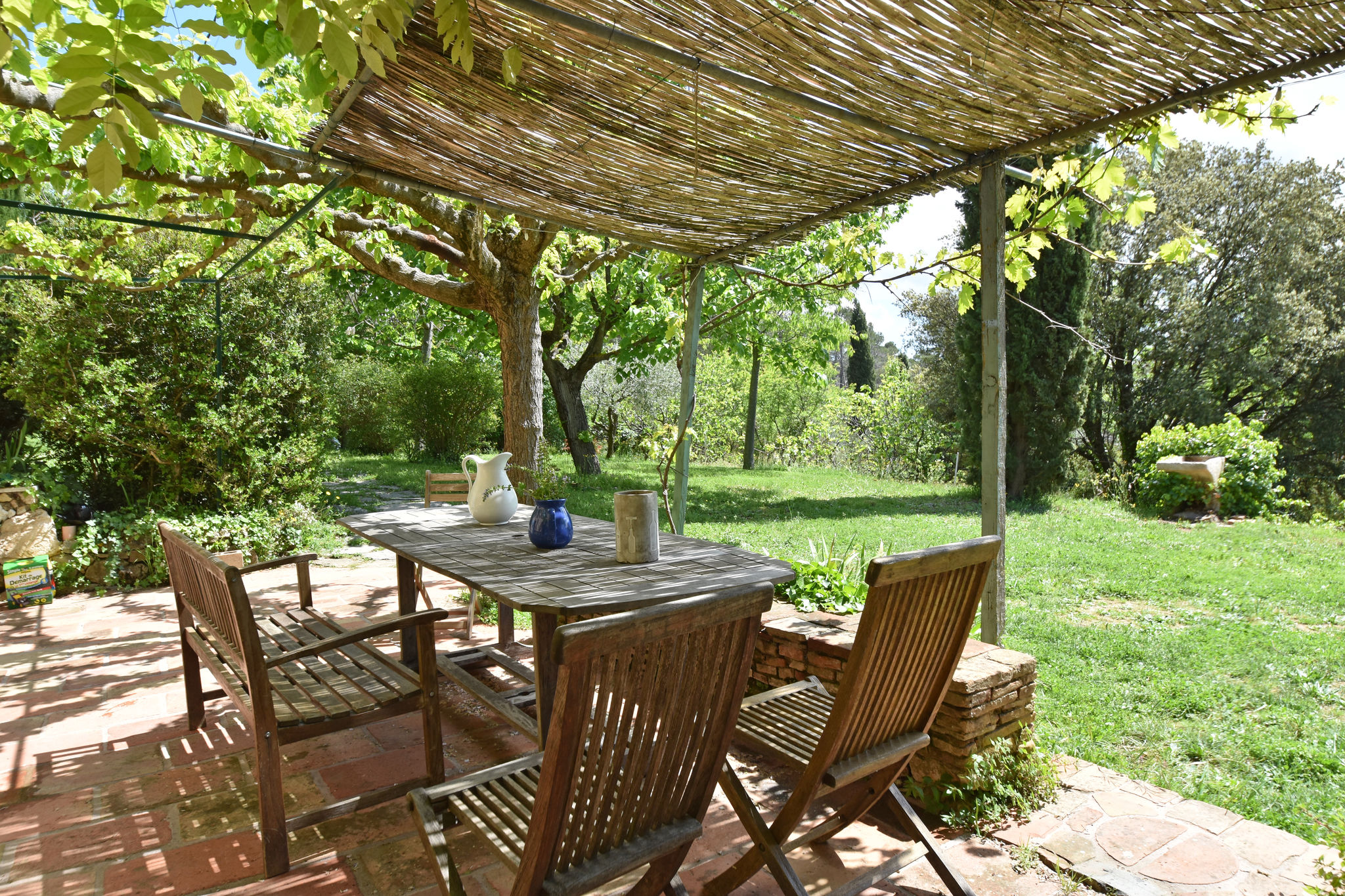 Bauernhaus in Draguignan mit Terrasse und Garten mit Grill