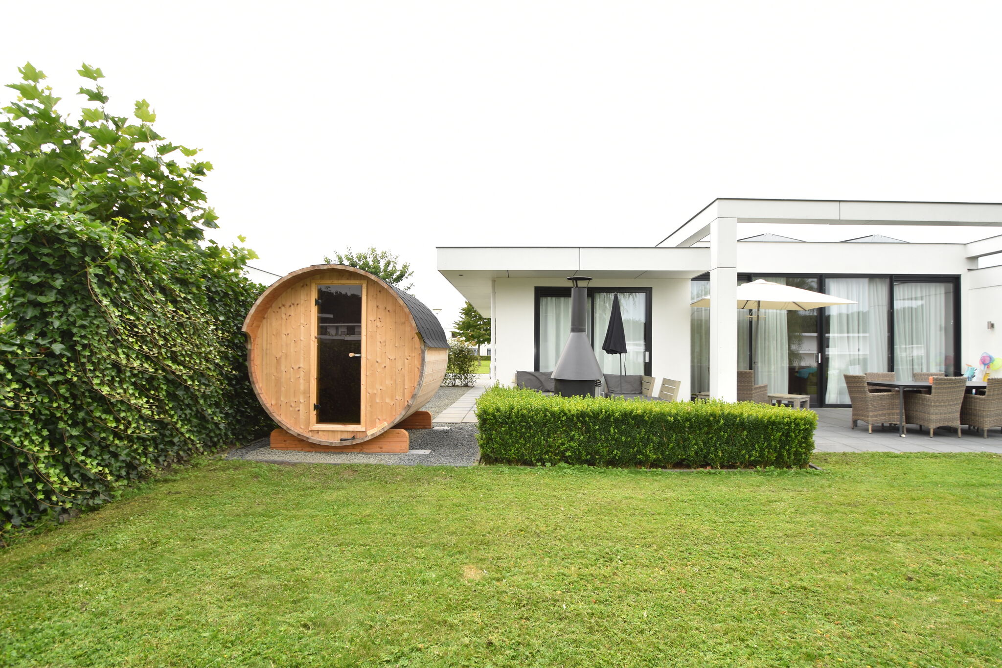 Luxe villa in Harderwijk met sauna in de tuin