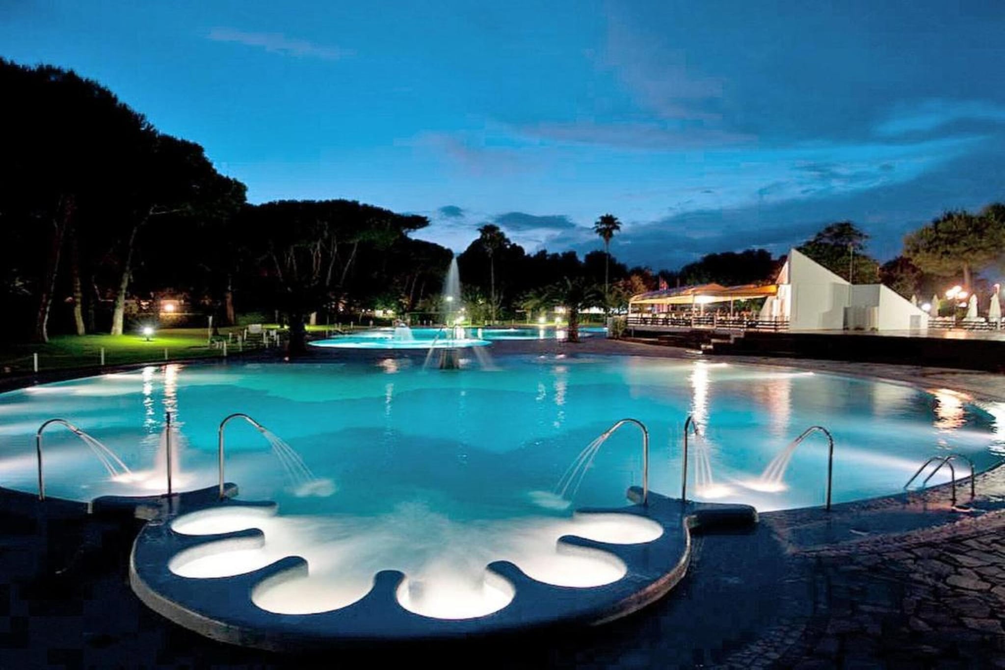 Baia Domizia Villaggio Camping I2-Zwembad