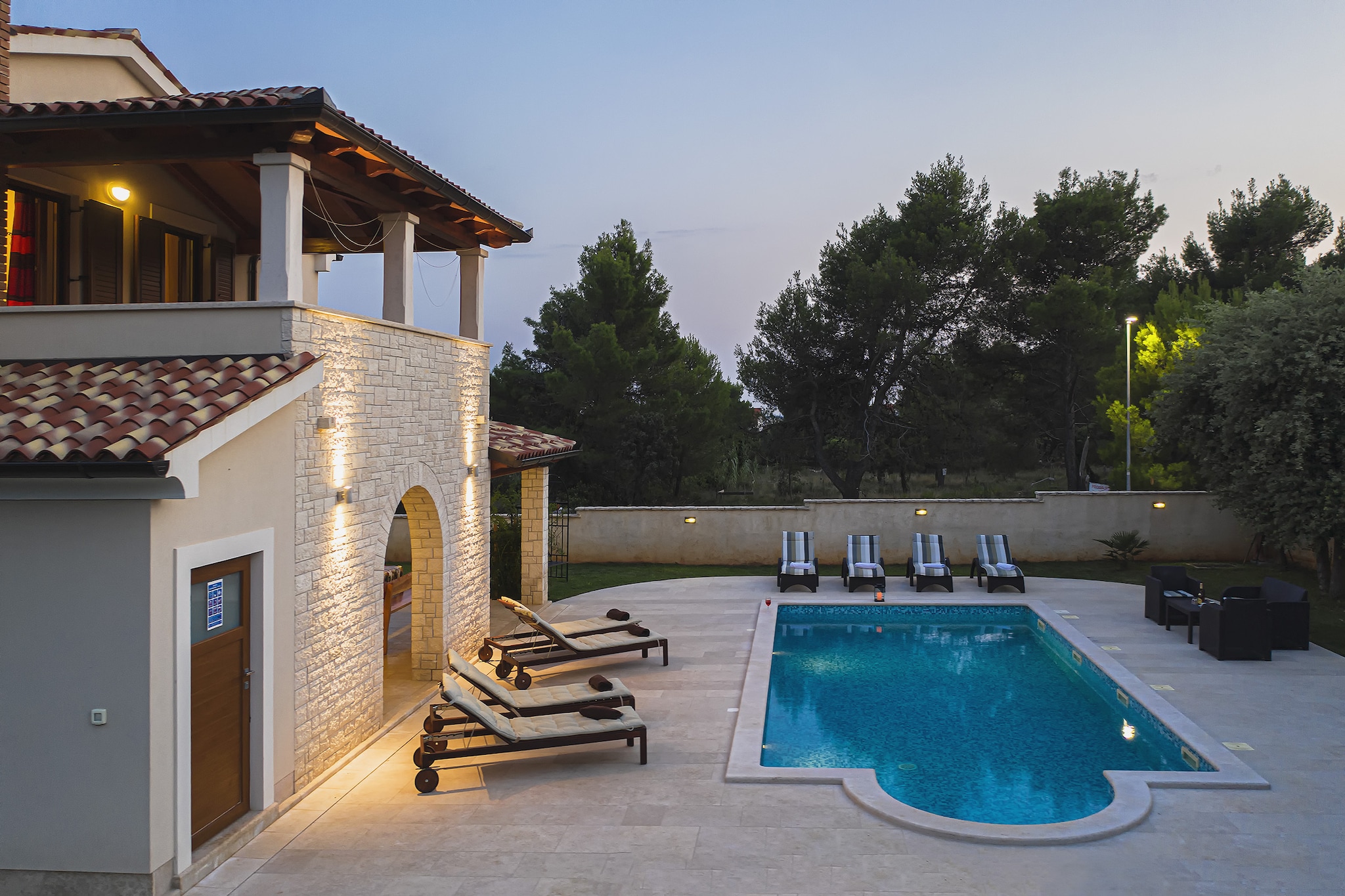 Exterior Summer
