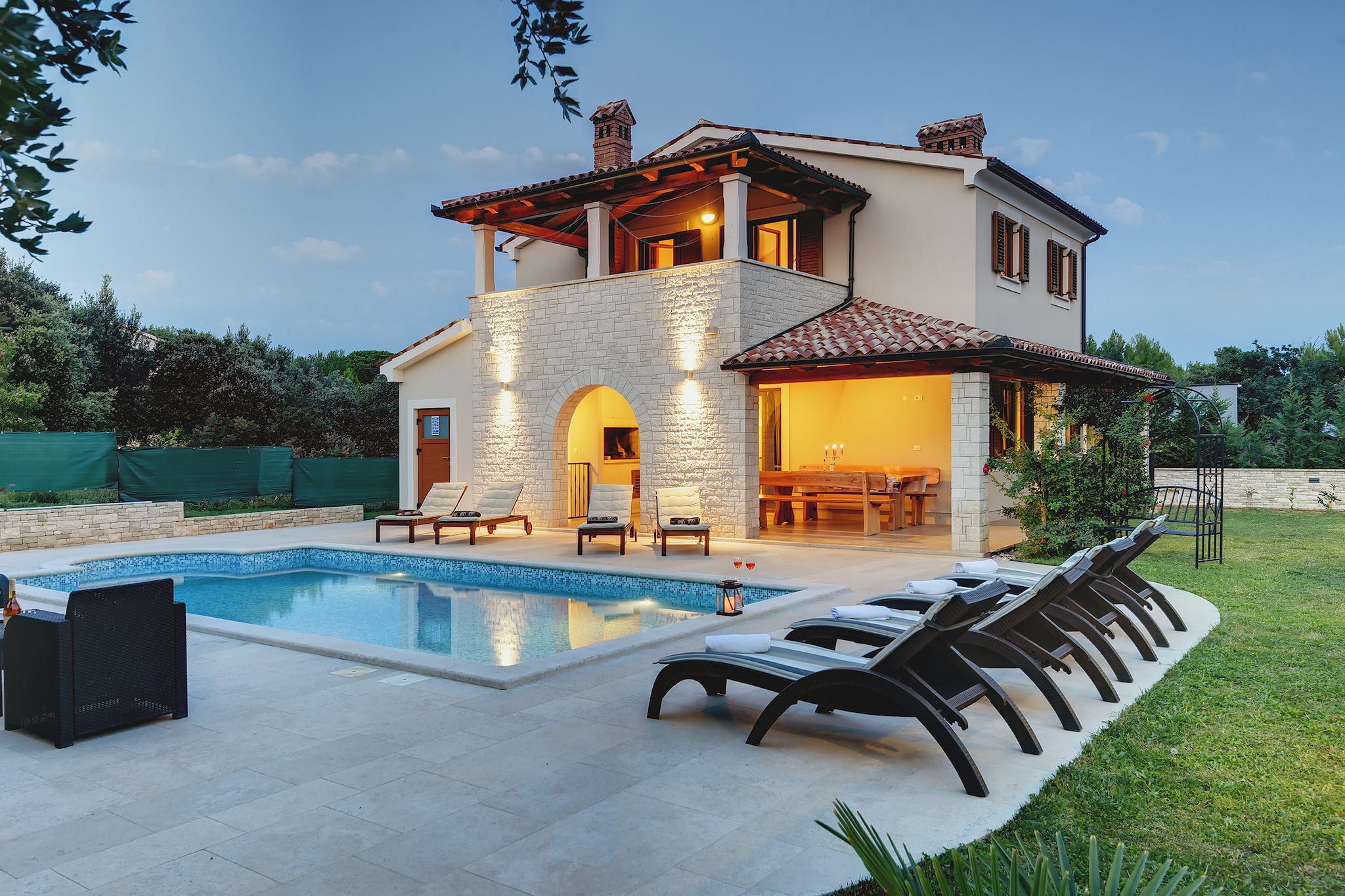 Exterior Summer